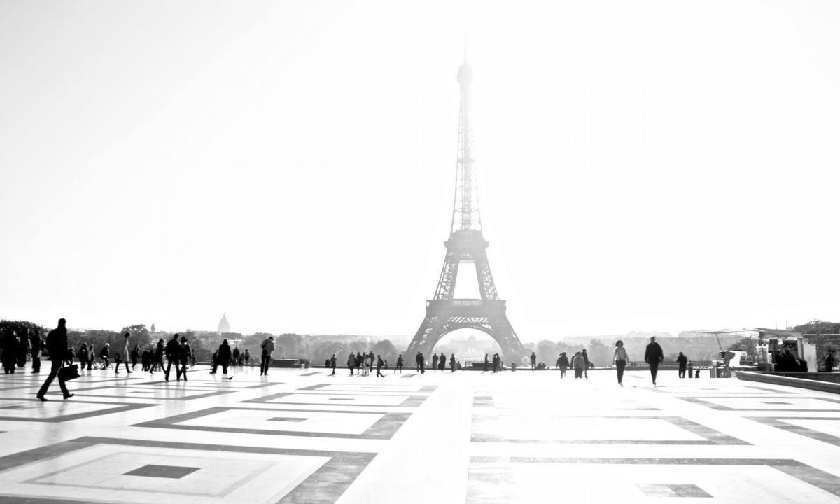 High Resolution Eiffel Tower Hd Wallpaper Id - Black Eiffel Tower - HD Wallpaper 