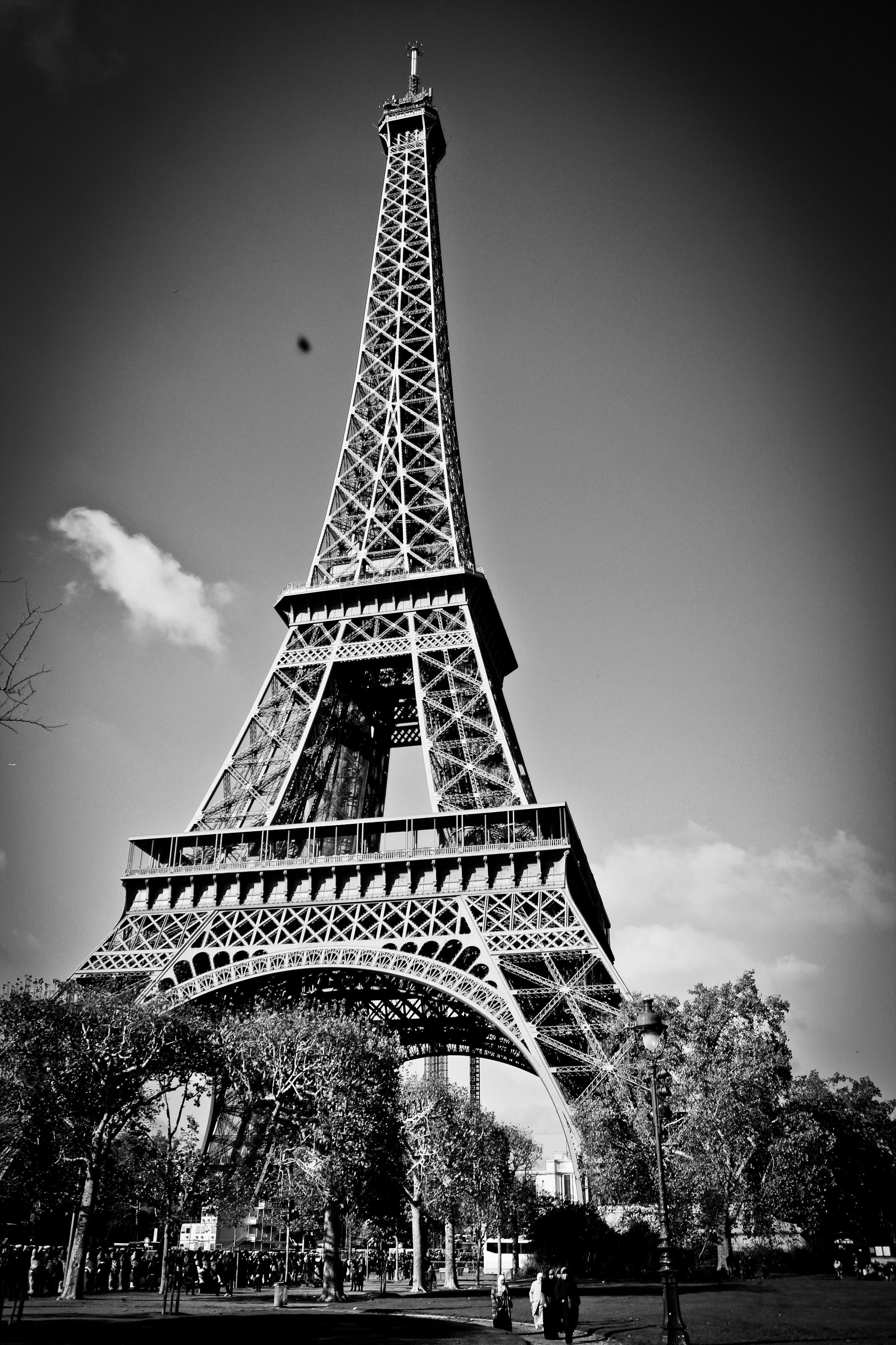 Eiffel Tower - HD Wallpaper 