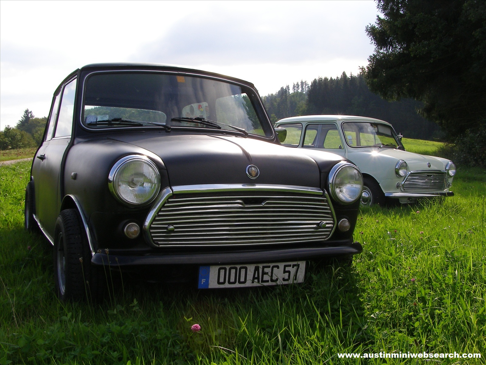 Antique Car - HD Wallpaper 