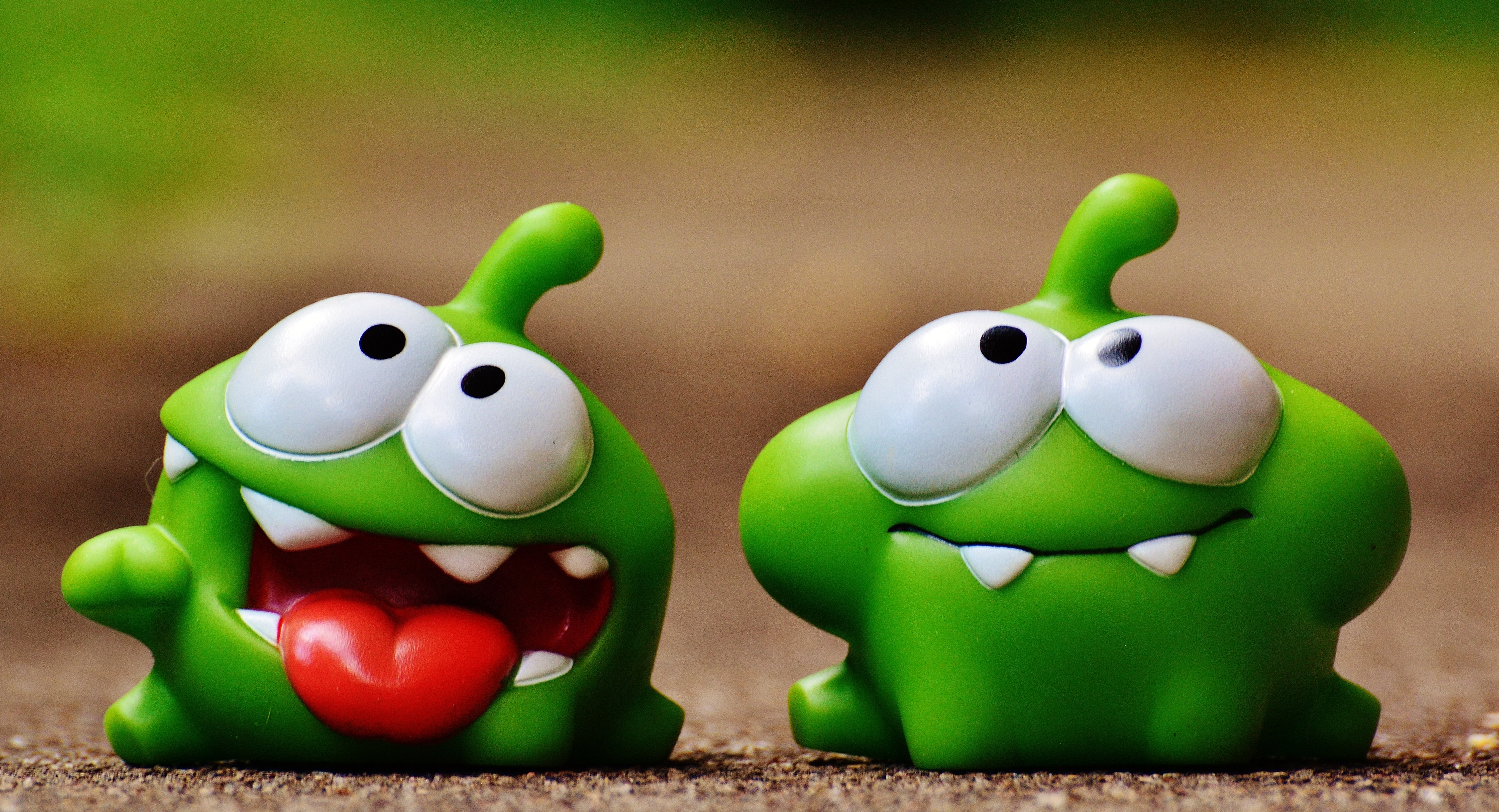 Cute Clay Monster Sculpture - HD Wallpaper 