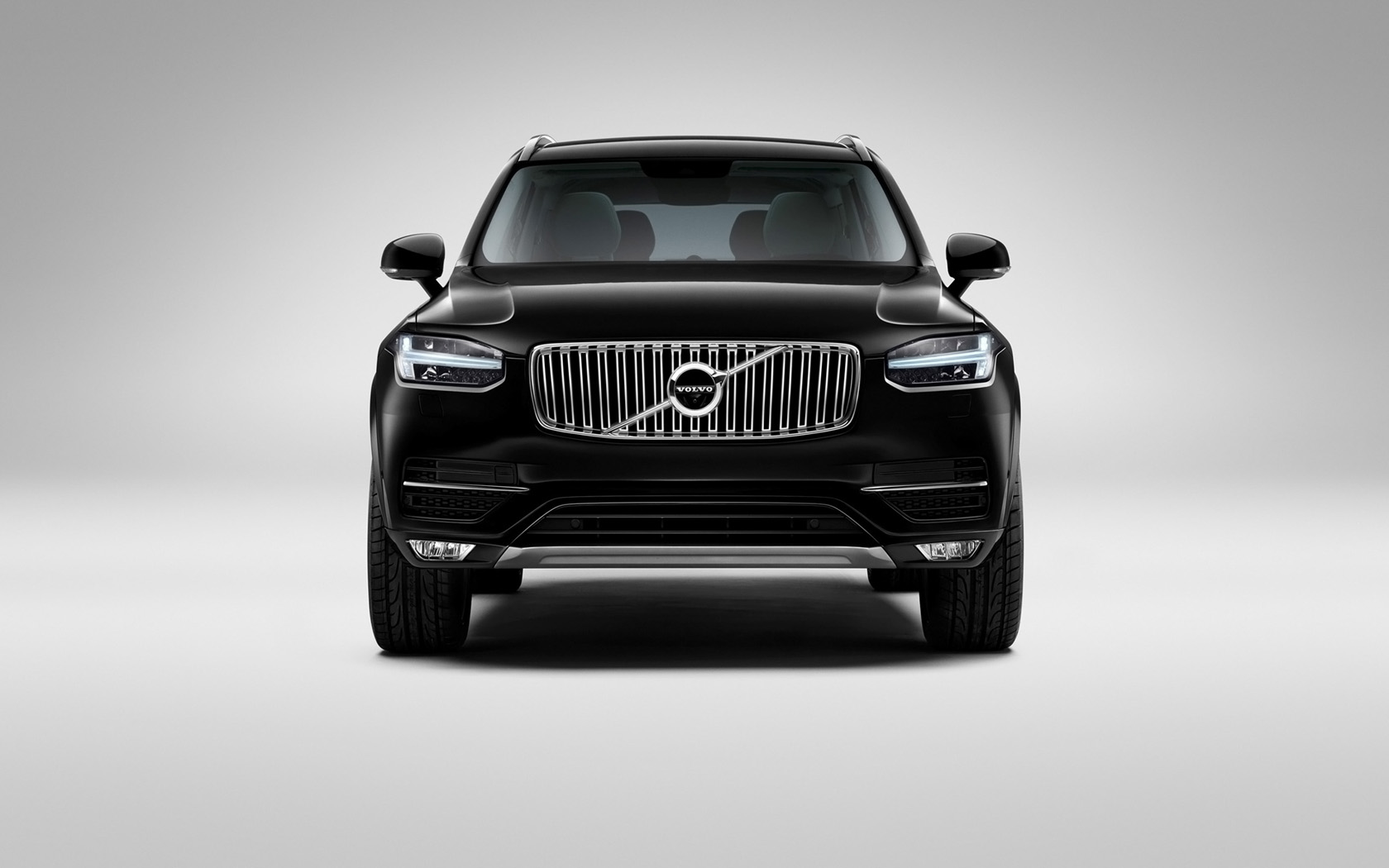 Volvo Our Idea Of Luxury - HD Wallpaper 