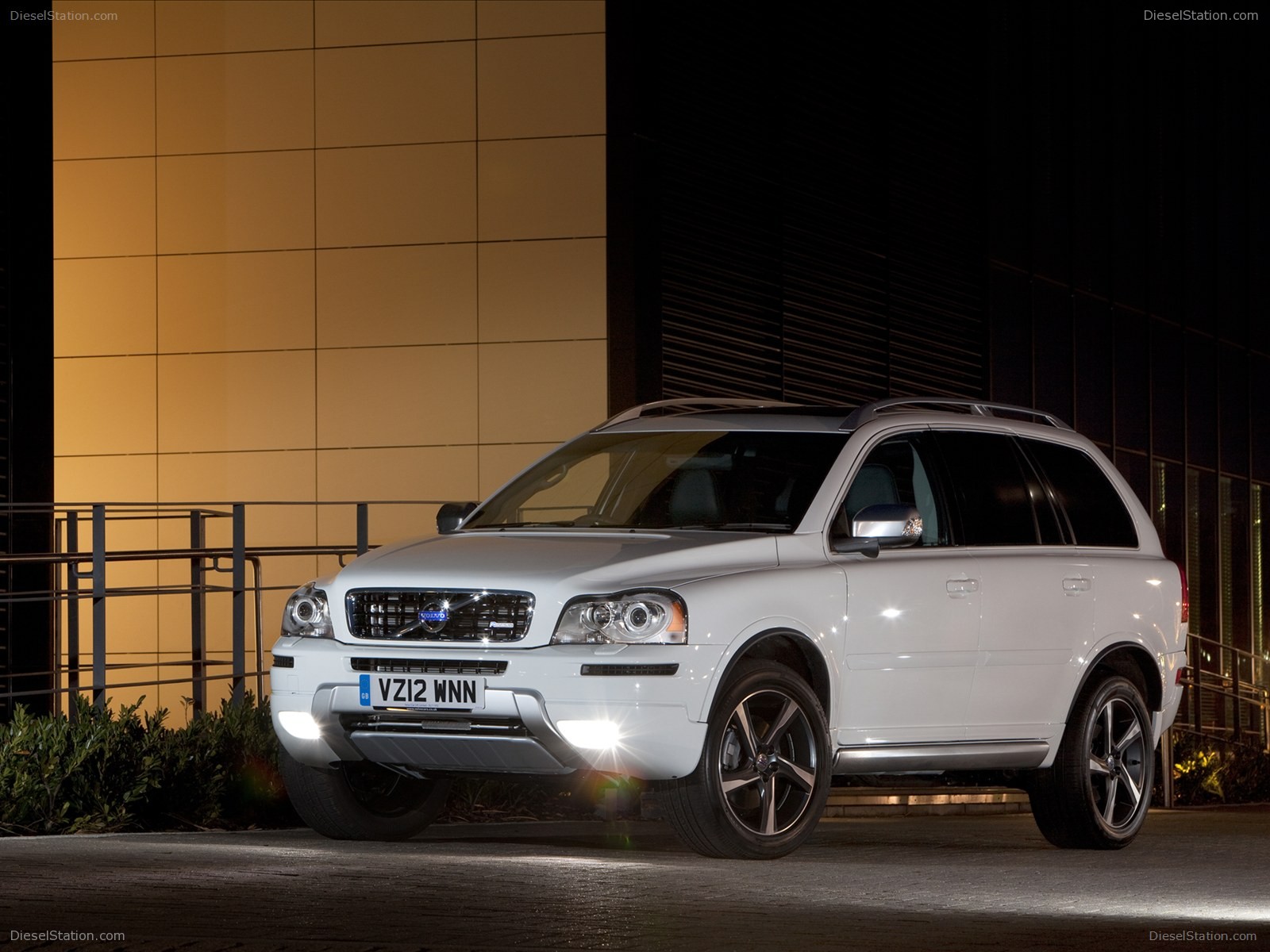 Volvo Xc90 - Volvo X90 R Design Wheels - HD Wallpaper 
