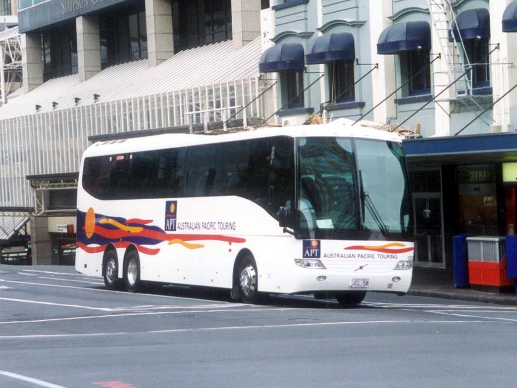 Tour Bus Service - HD Wallpaper 