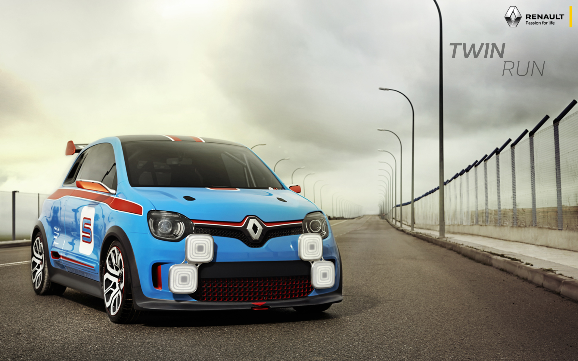 Renault Twingo Rear Engine - HD Wallpaper 