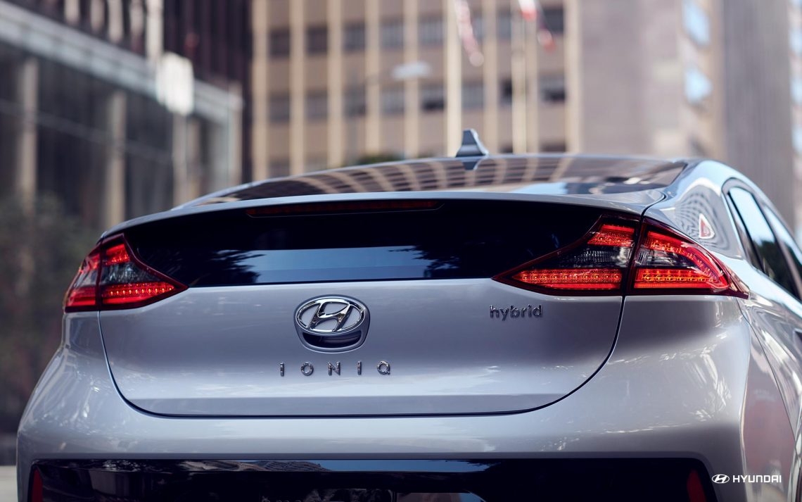 2019 Hyundai Ioniq - 2019 Hyundai Ioniq Hybrid Rear - HD Wallpaper 