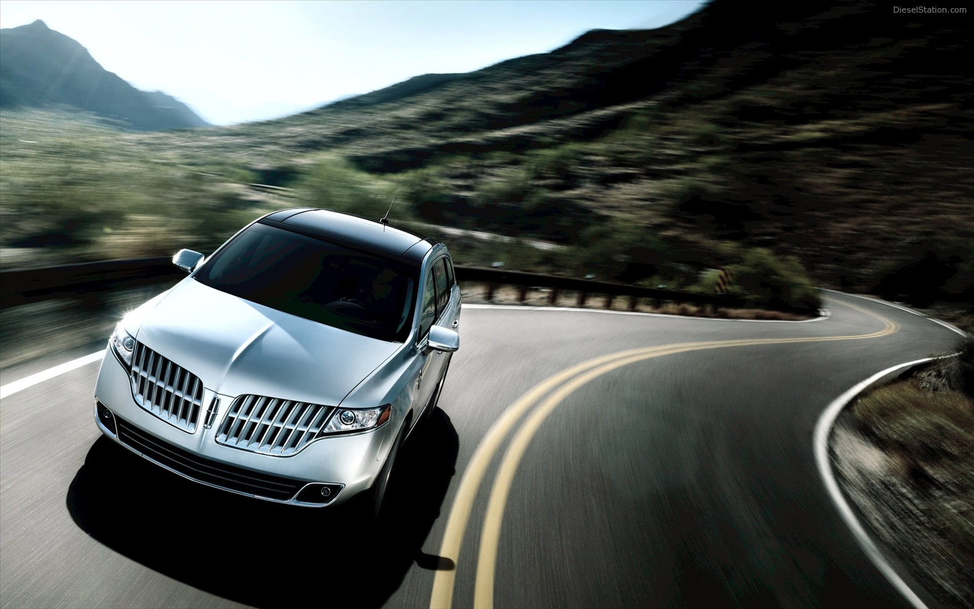 Lincoln Car Wallpaper Hd - HD Wallpaper 