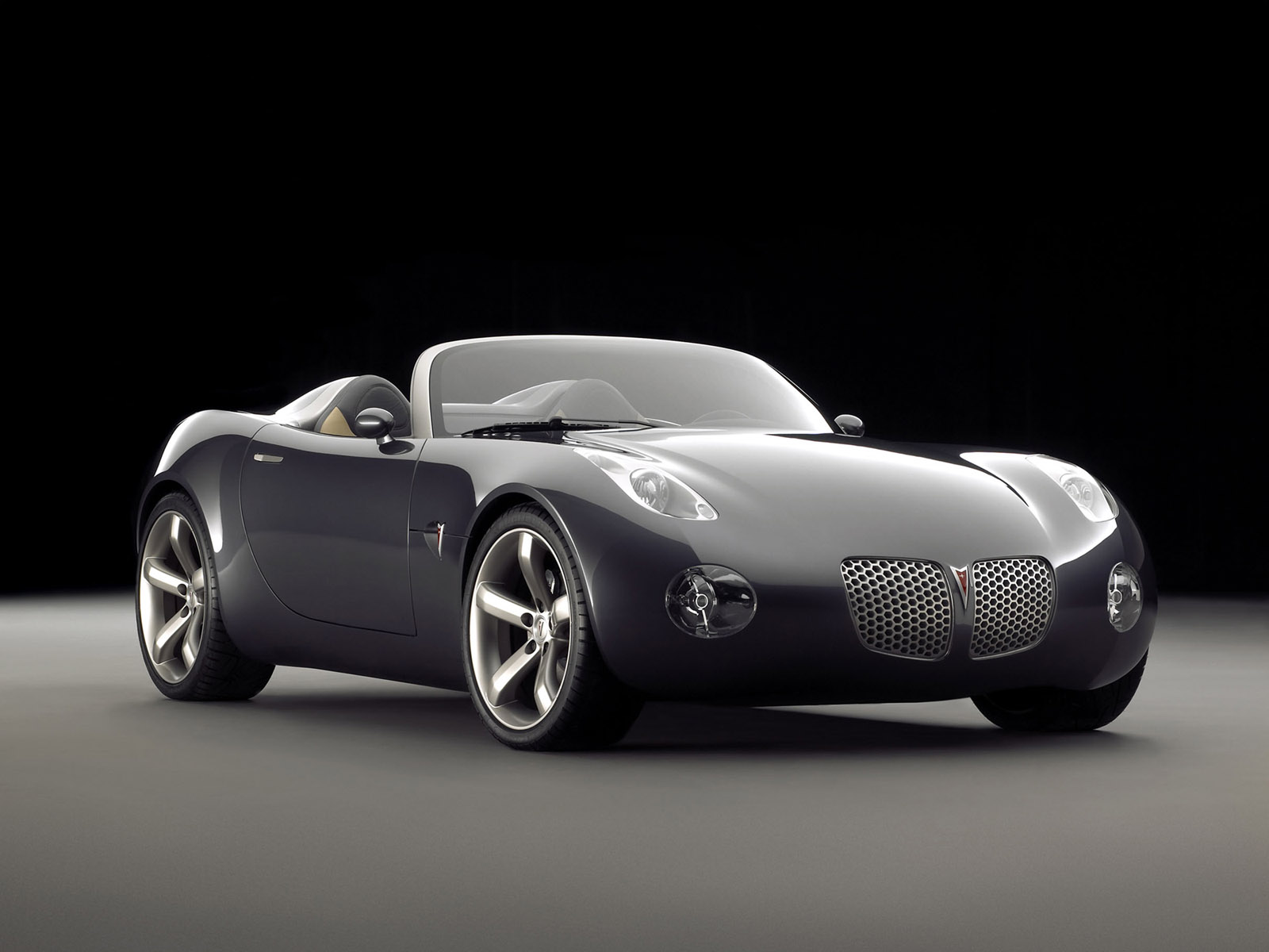Pontiac Solstice - HD Wallpaper 