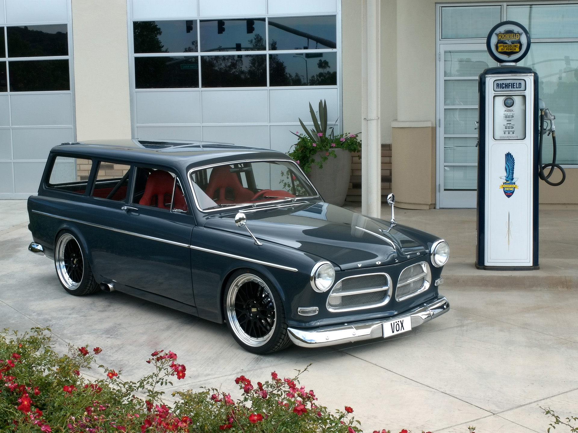 1967 Volvo Wagon - HD Wallpaper 