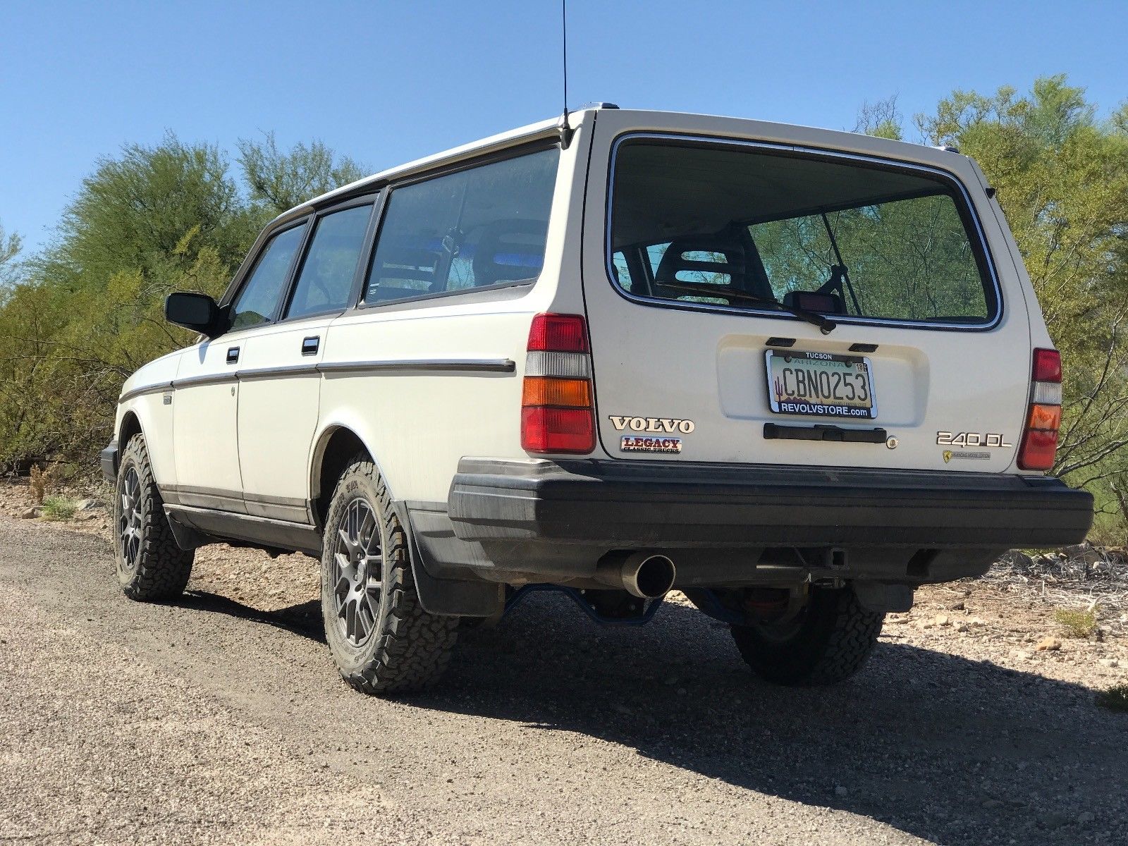 Volvo 240 14 Wheels - HD Wallpaper 