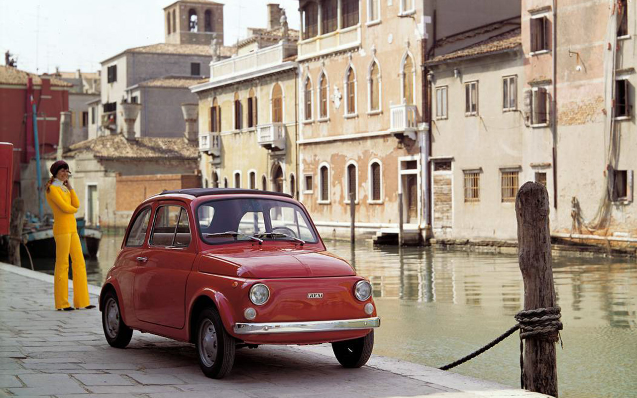 Fiat 500 Old Italy - HD Wallpaper 