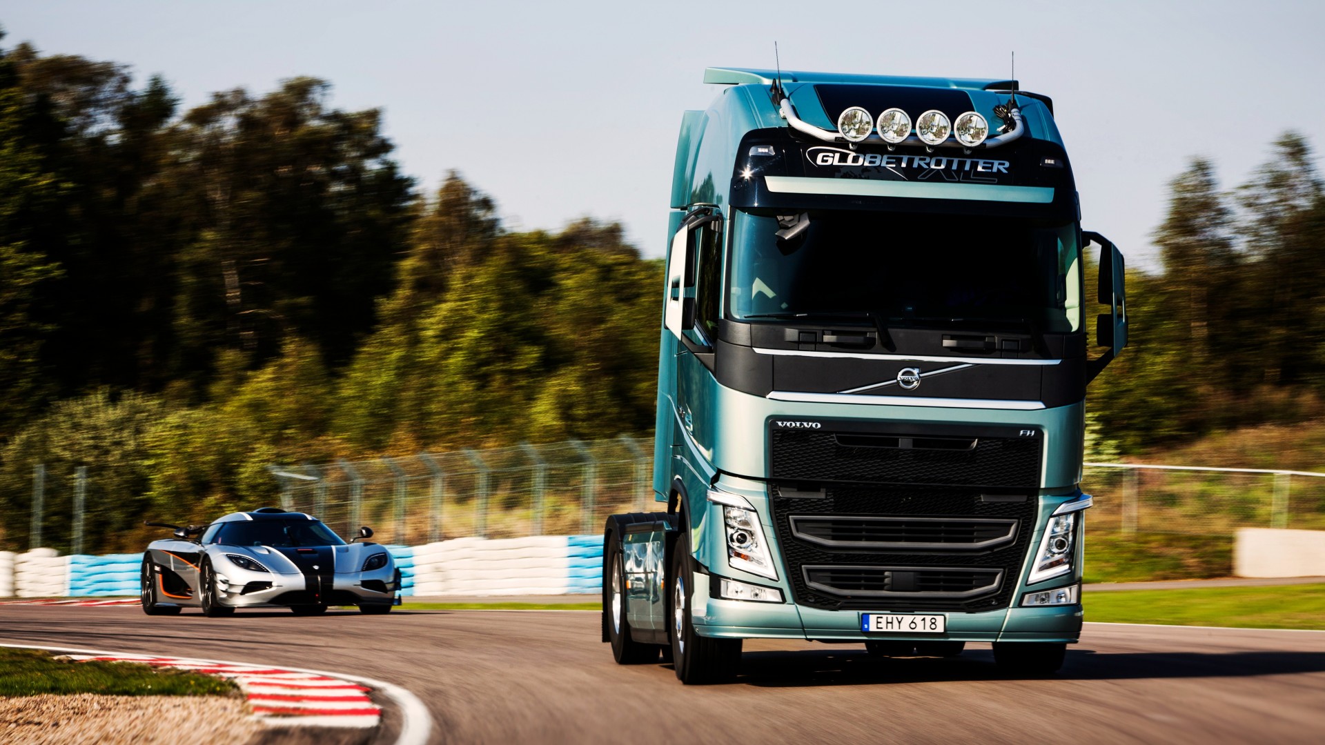 Volvo Wallpaper Truck - HD Wallpaper 