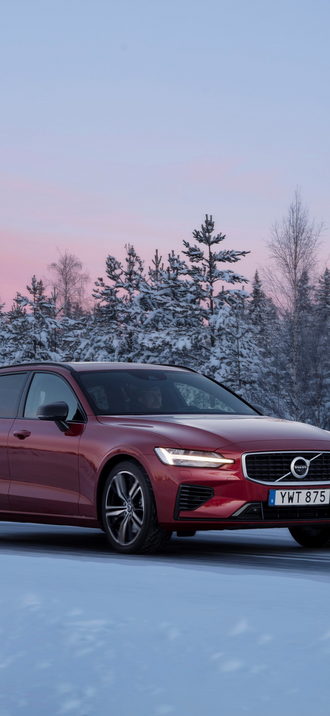 Off-road, Volvo V60, Luxury Car, Wallpaper - Volvo V60 T8 - HD Wallpaper 