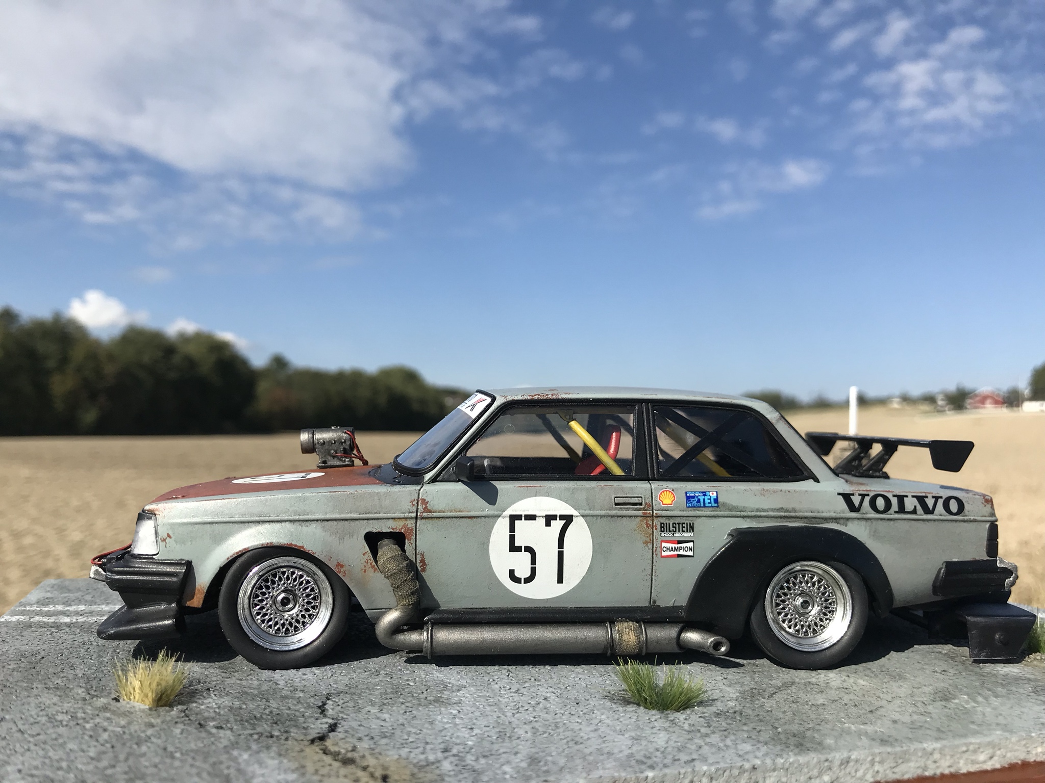 Volvo 240 1 24 - HD Wallpaper 