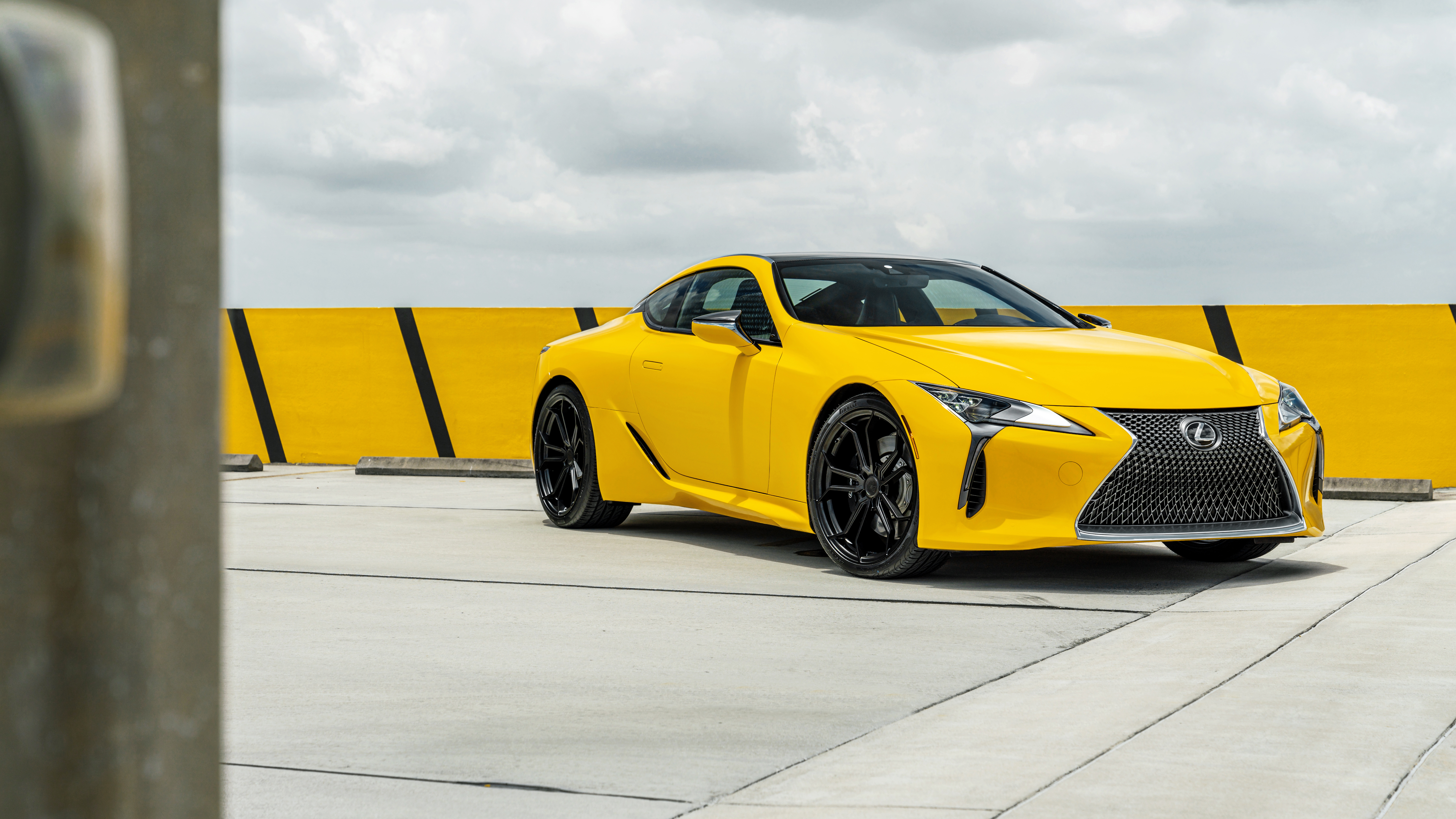 Lexus Lc 500 Yellow 4k 8k Wallpapers - Yellow Lexus Lc 500 - HD Wallpaper 