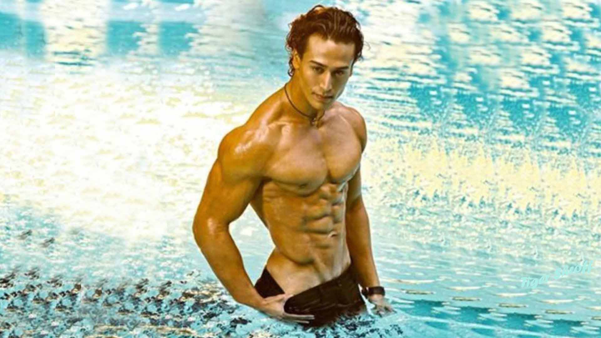 Tiger Shroff On Swimming Pool Wallpapers And Backgrounds - Hrithik Roshan 6 Pack Band - HD Wallpaper 