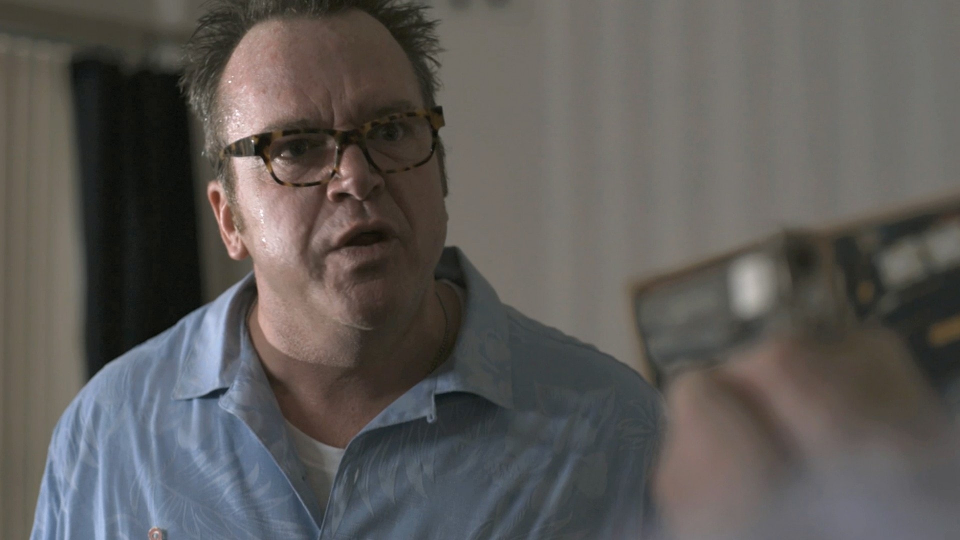 Tom Arnold Screensavers Tom Arnold Background Tom Arnold - Gentleman - HD Wallpaper 