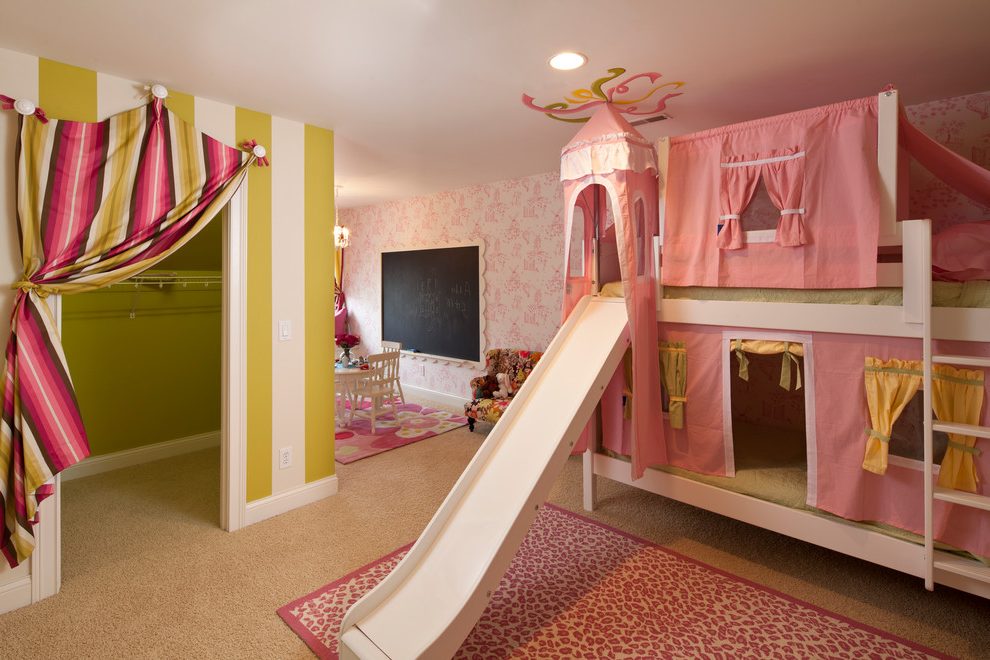 Cincinnati Cheetah Print Wallpaper For Bedroom Kids - Кровать С Горкой И Домиком - HD Wallpaper 