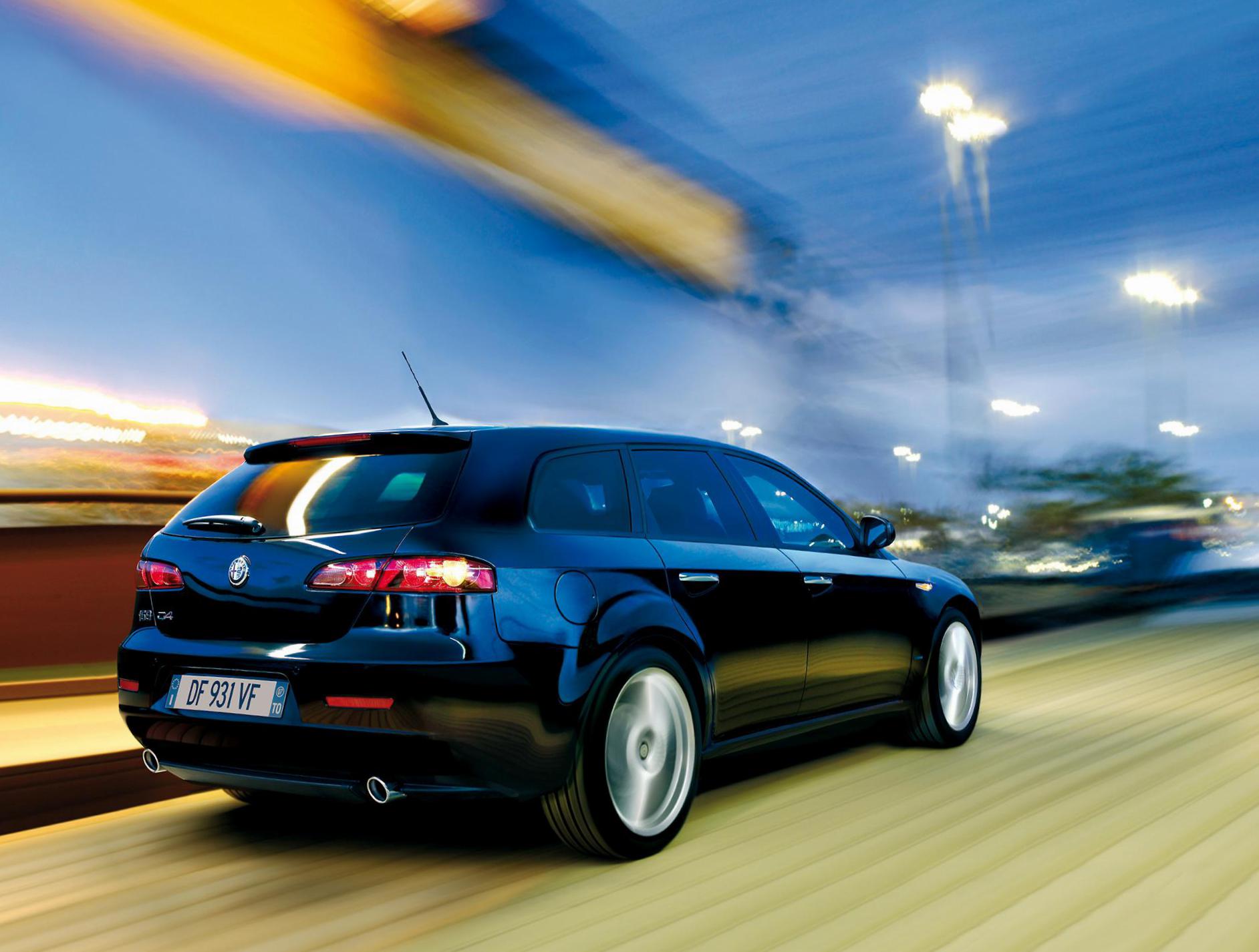 Alfa Romeo 159 Sportwagon Usa Hatchback - Alfa Romeo Sportwagon Usa - HD Wallpaper 