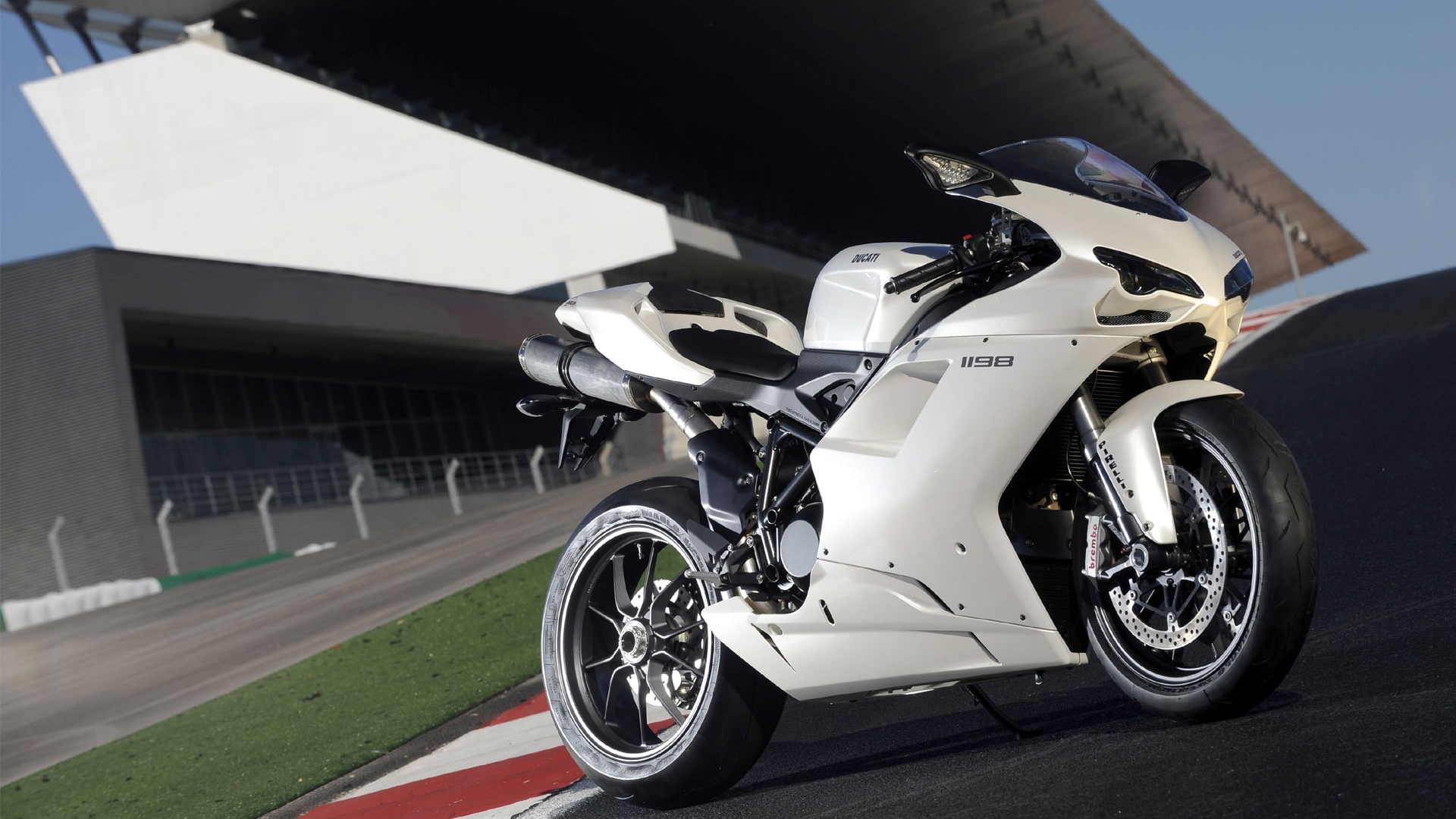 Motorrad Hd Wallpaper - Ducati 1198 White - HD Wallpaper 