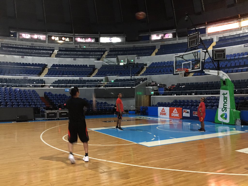 Basketball Court - HD Wallpaper 