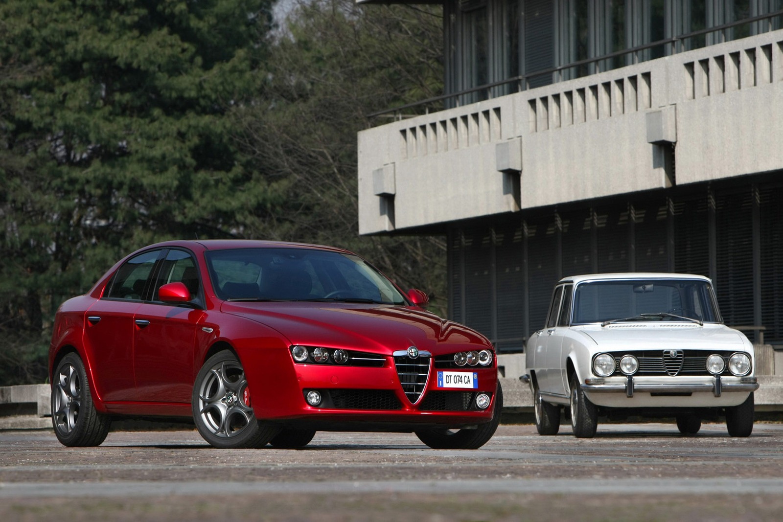 Alfa-romeo Giulia 2014 Wallpaper - Alfa Romeo 159 Giulia - HD Wallpaper 