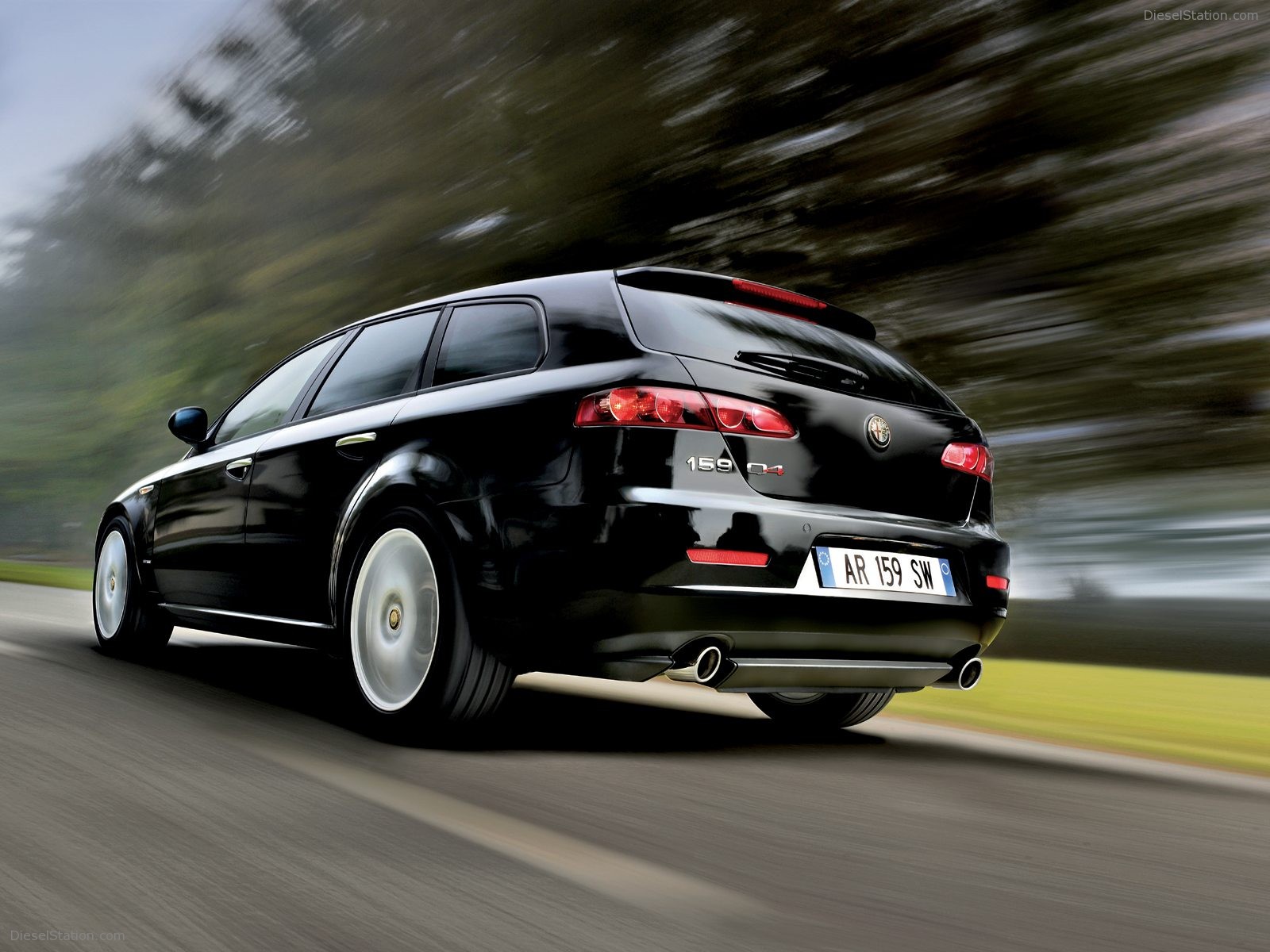 Alfa Romeo 159 Sportswagon - Alfa Romeo 159 Sportwagon - HD Wallpaper 