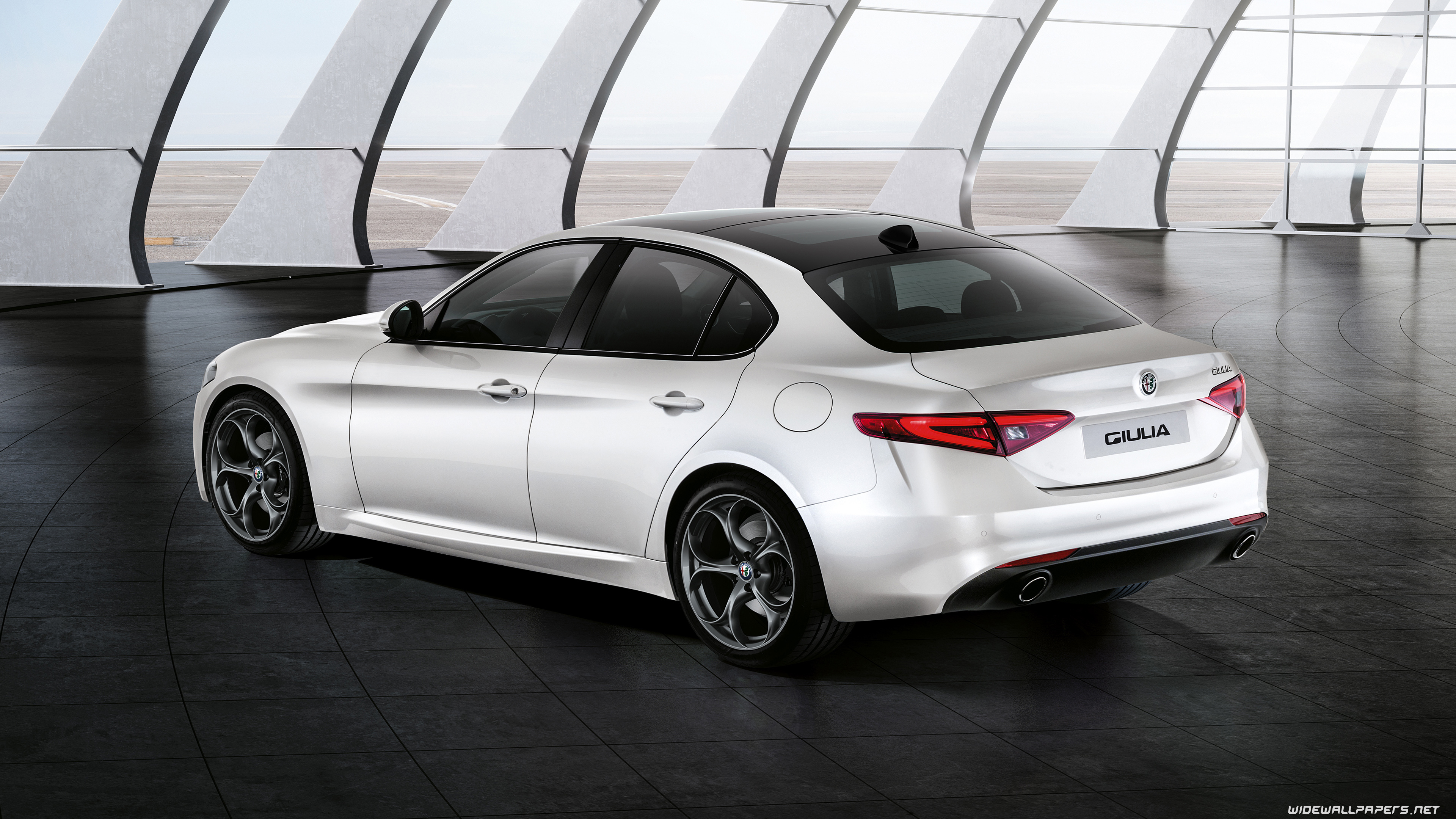 Alfa Romeu Giulia - HD Wallpaper 