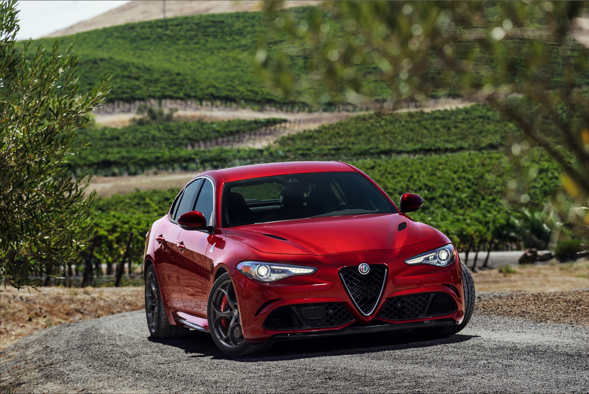 2017 Alfa Romeo Giulia Wallpaper Hd - HD Wallpaper 