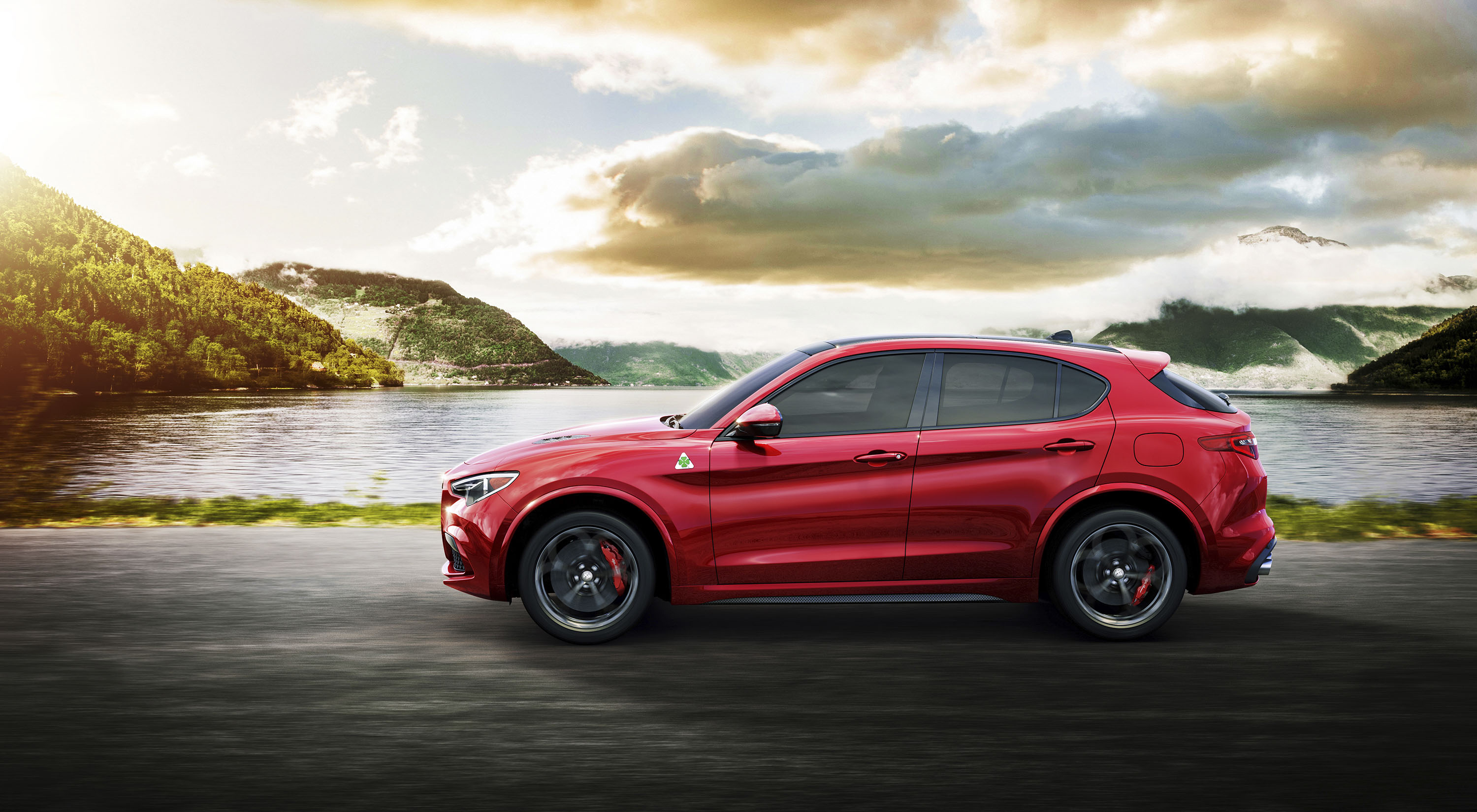 Alfa Romeo Stelvio Quadrifoglio 570km - HD Wallpaper 