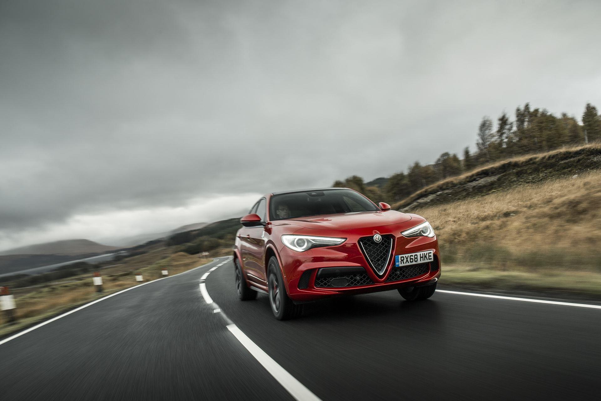 2019 Alfa Romeo Stelvio Quadrifoglio Wallpapers - Alfa Romeo Stelvio Ti Sport - HD Wallpaper 