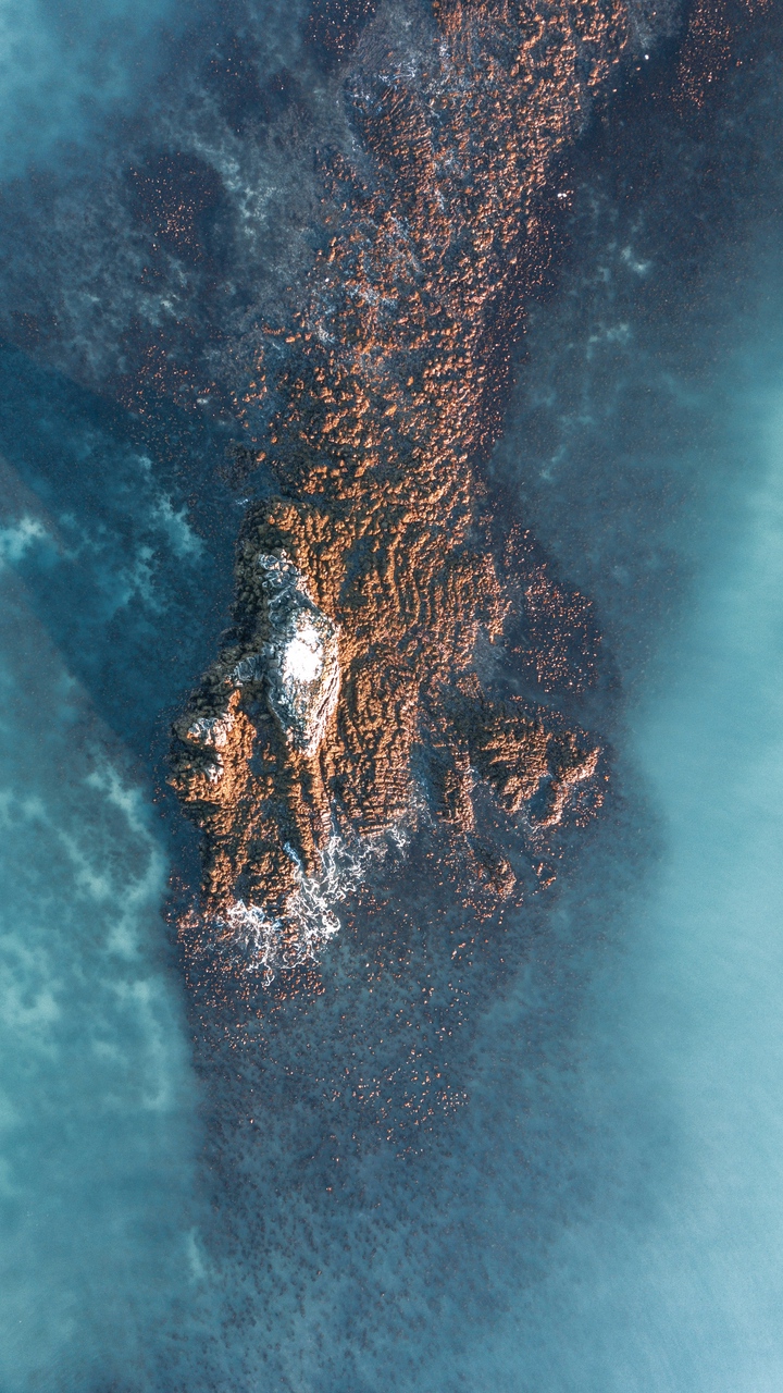 Wallpaper Island, Aerial View, Relief, Water, Foggy - Wallpaper - HD Wallpaper 