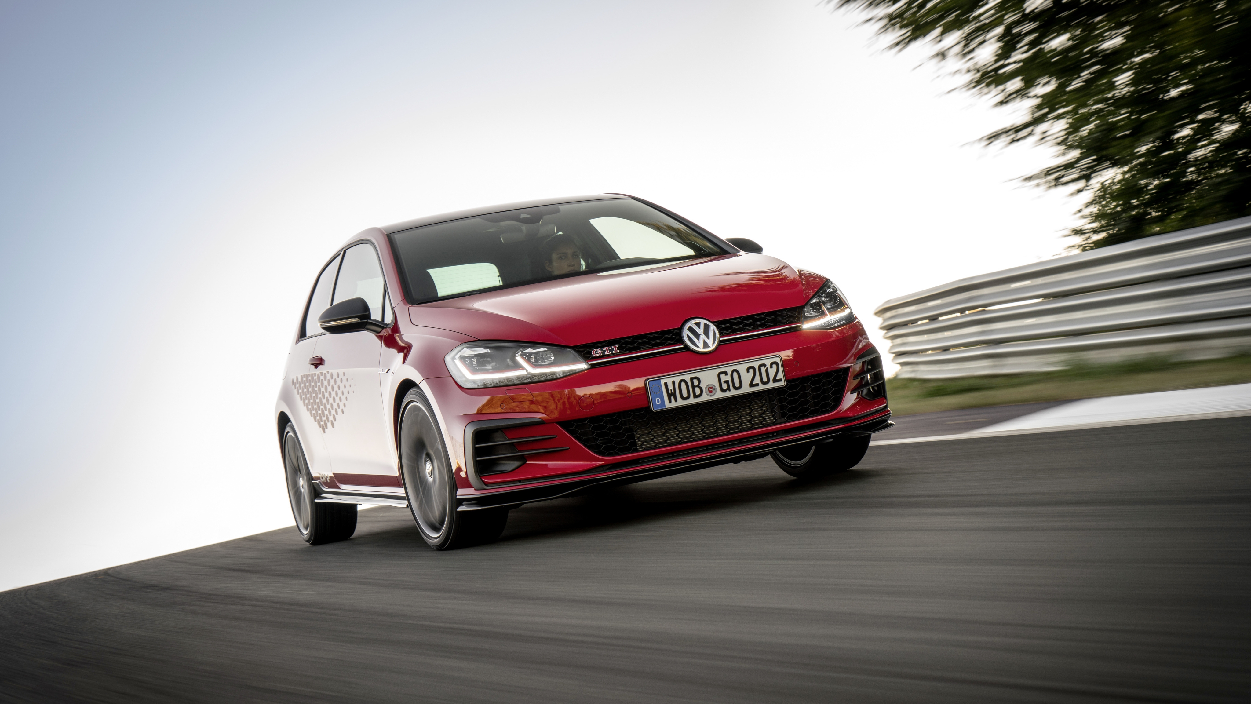 Vw Golf Gti 2019 - HD Wallpaper 