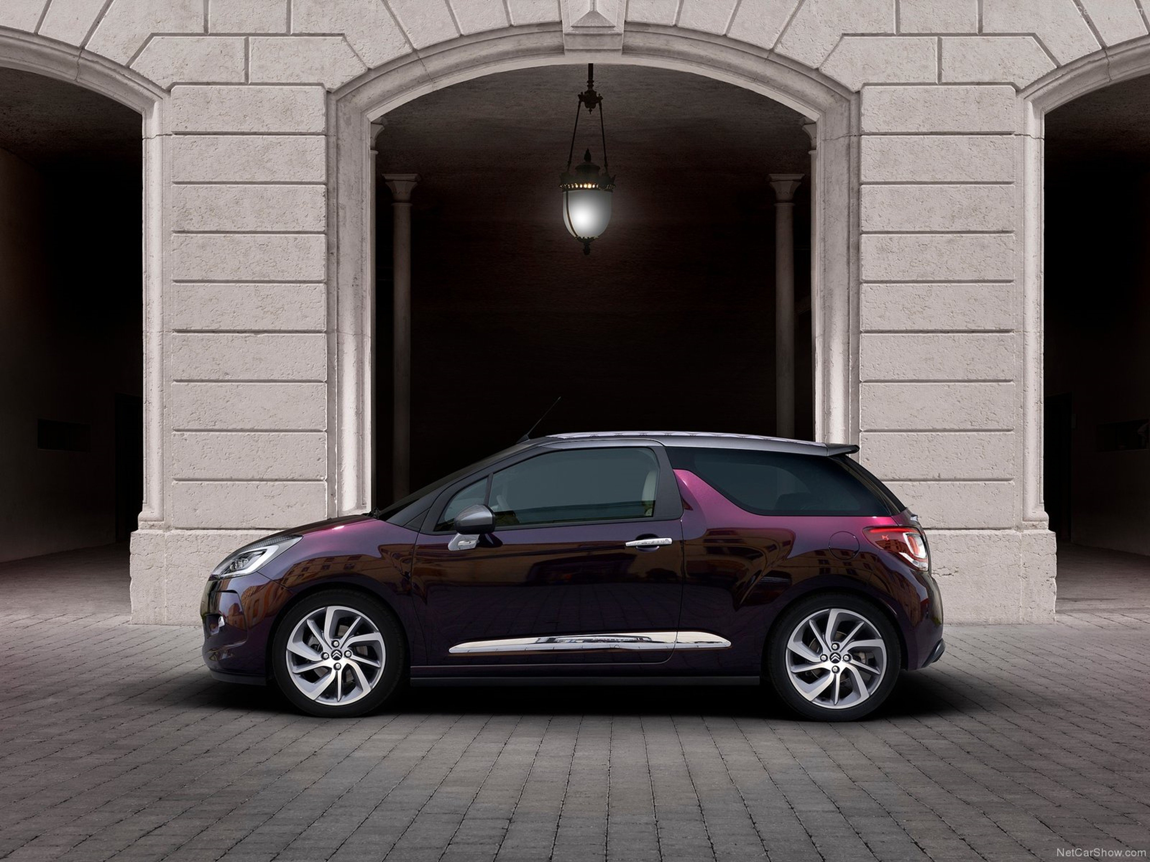 Citroen Ds 2017 - HD Wallpaper 