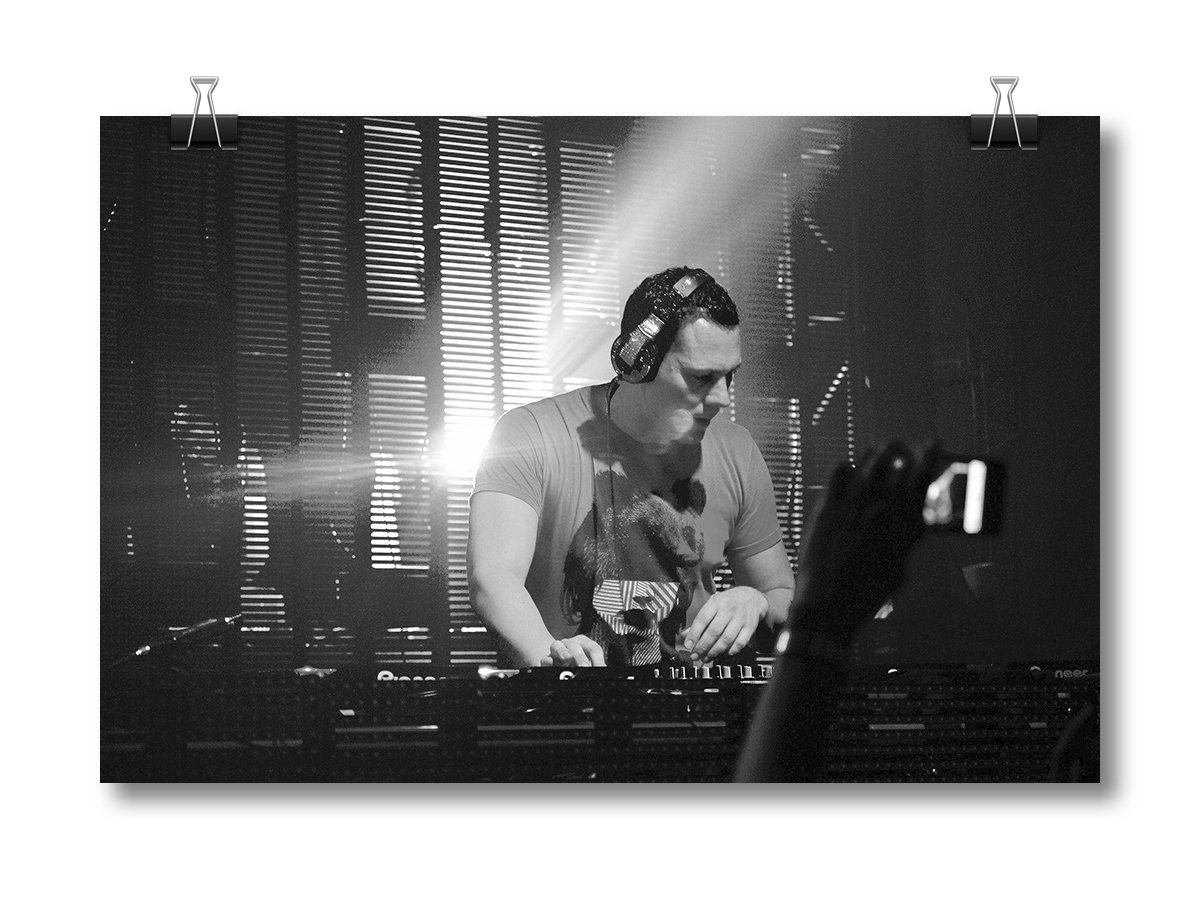 Dj Tiesto Music Poster - Monochrome - HD Wallpaper 