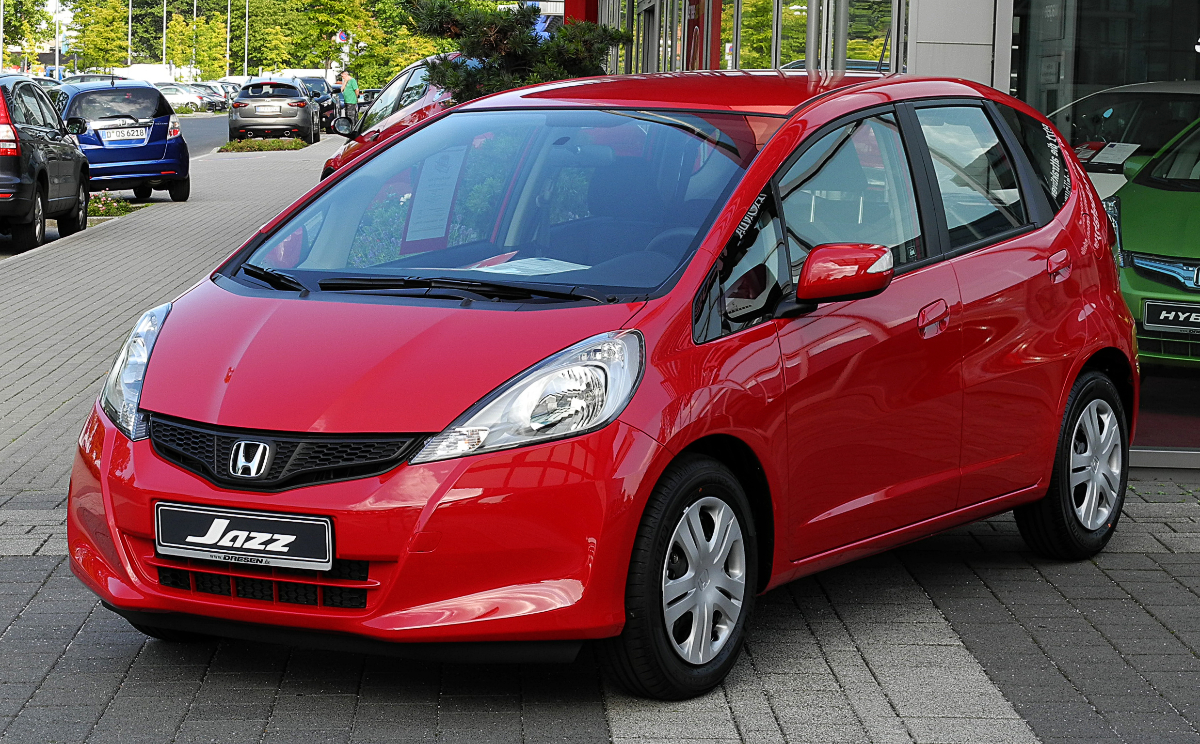 Honda Jazz Backgrounds On Wallpapers Vista - 3 Door Honda Jazz - HD Wallpaper 
