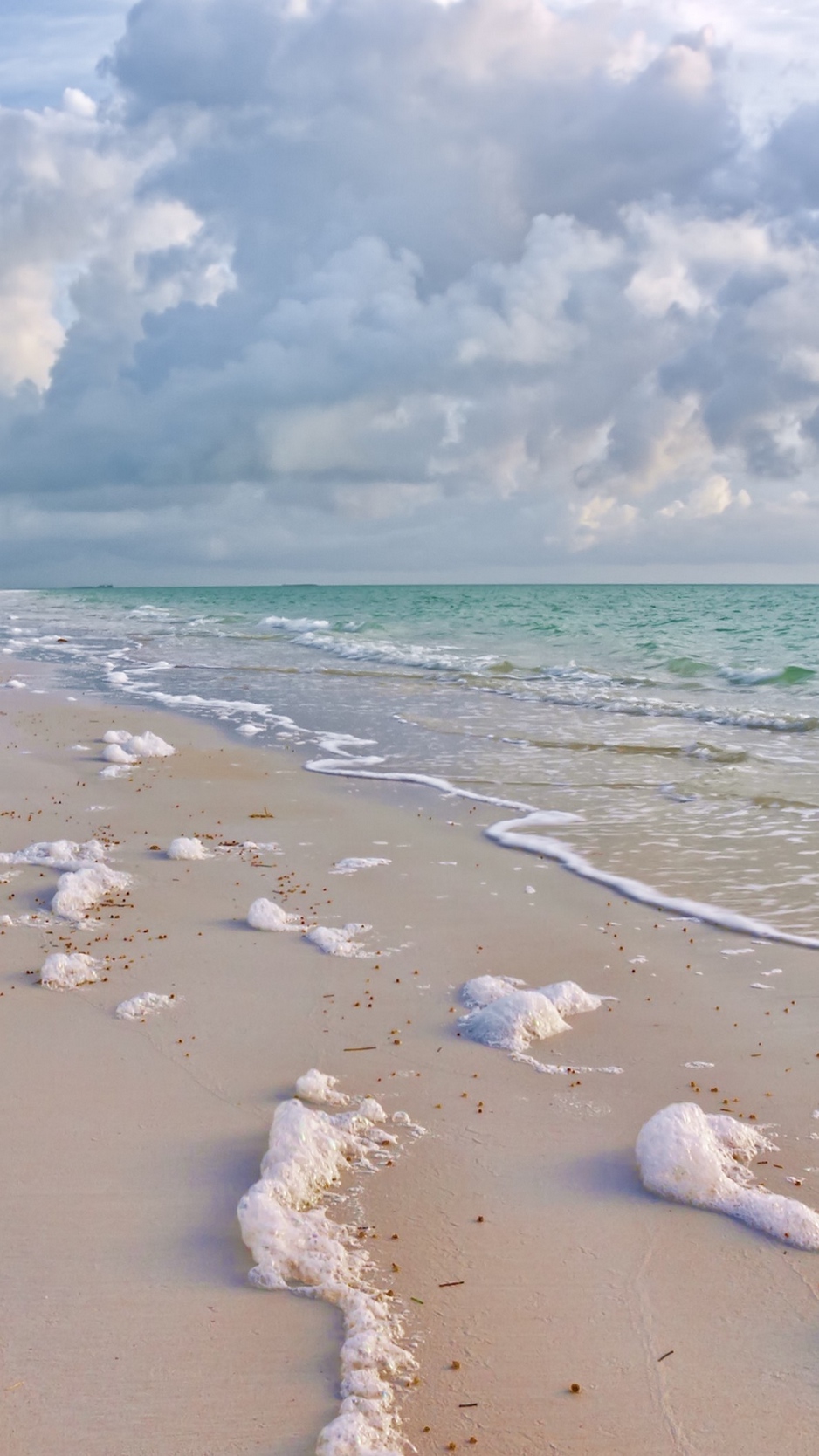 Wallpaper Foam, Sea, Sand, Wet, Clouds, Surf, Whisper - Fond D Ecran Iphone Plage - HD Wallpaper 