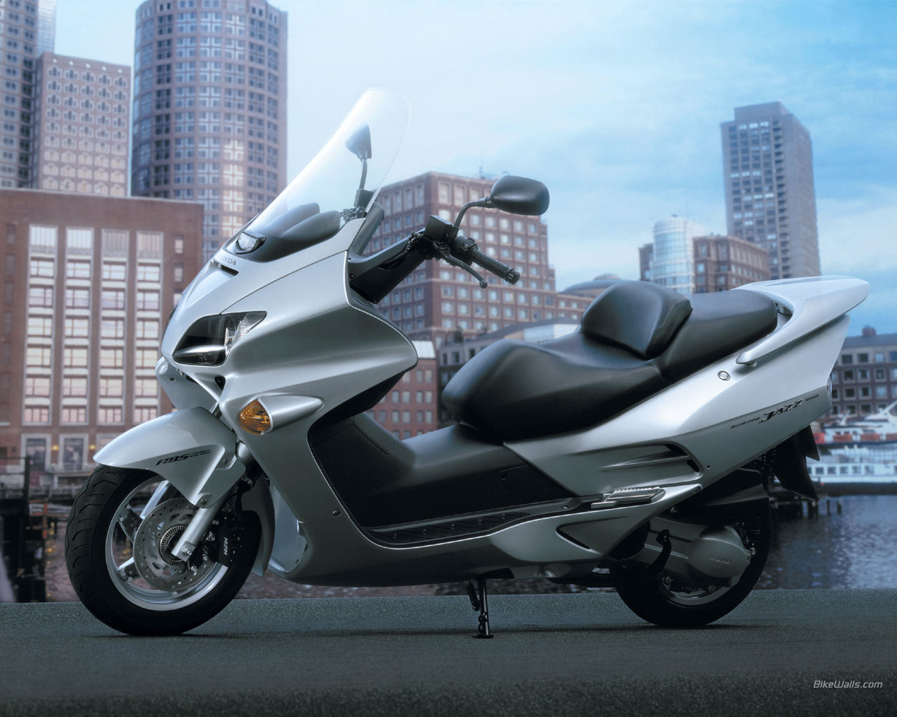 Scooter Honda Jazz - HD Wallpaper 