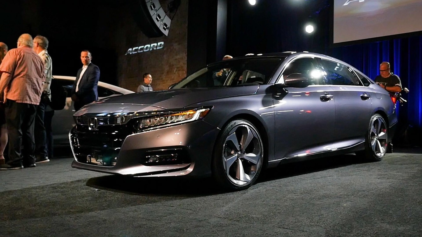 2019 Honda Accord Exterior Hd Wallpaper - 2020 Honda Accord Touring - HD Wallpaper 