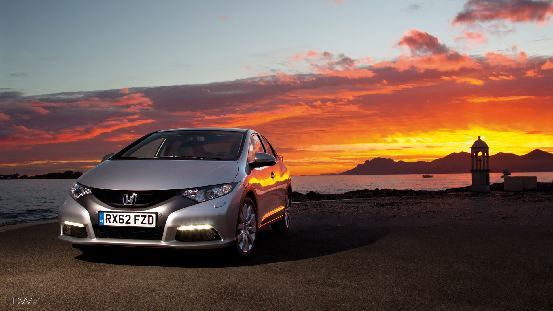 Honda Civic 16 I Dtec 2013 Car Hd Wallpaper - Honda Civic 2013 - HD Wallpaper 