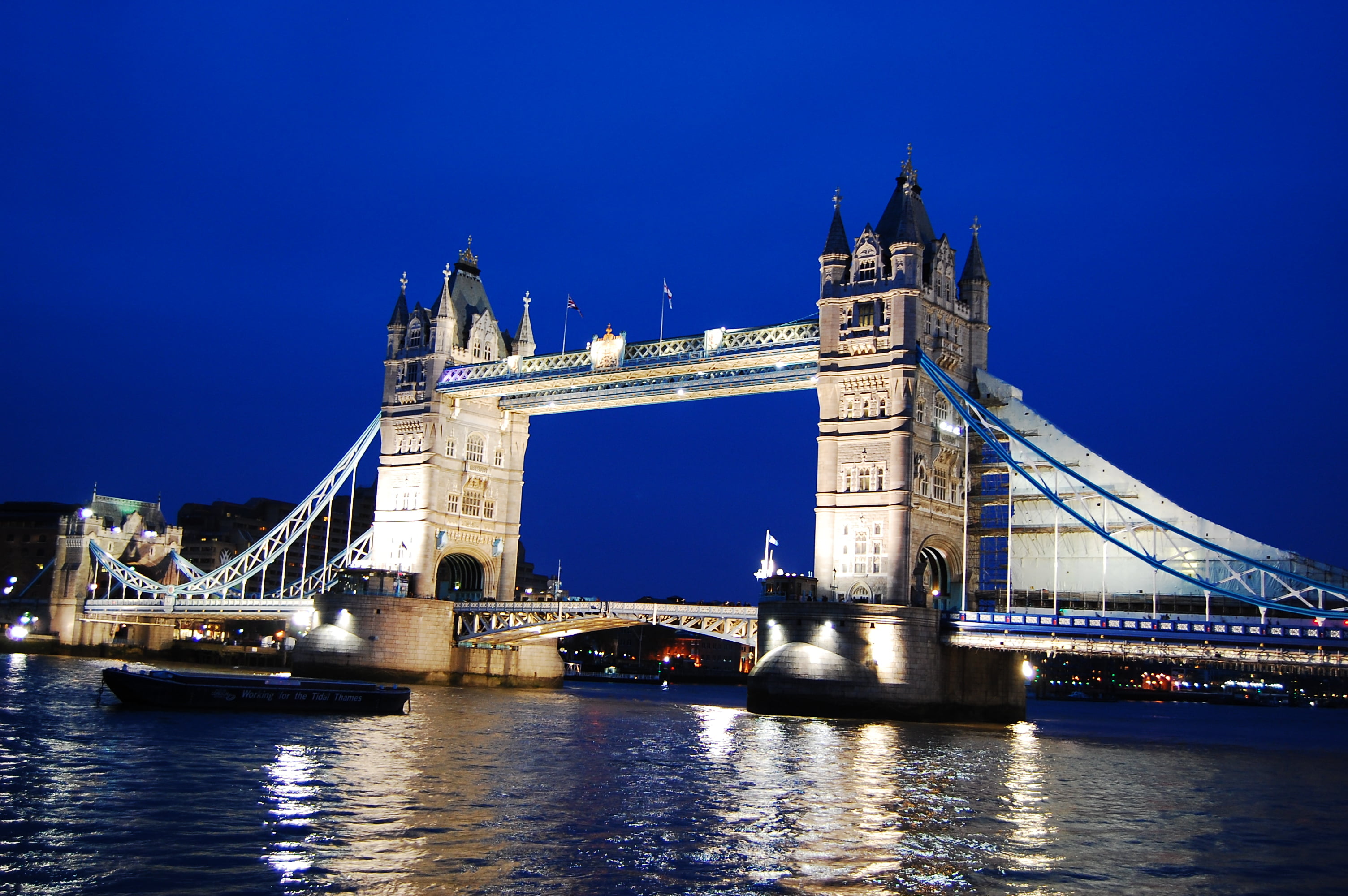 Tower Bridge - HD Wallpaper 