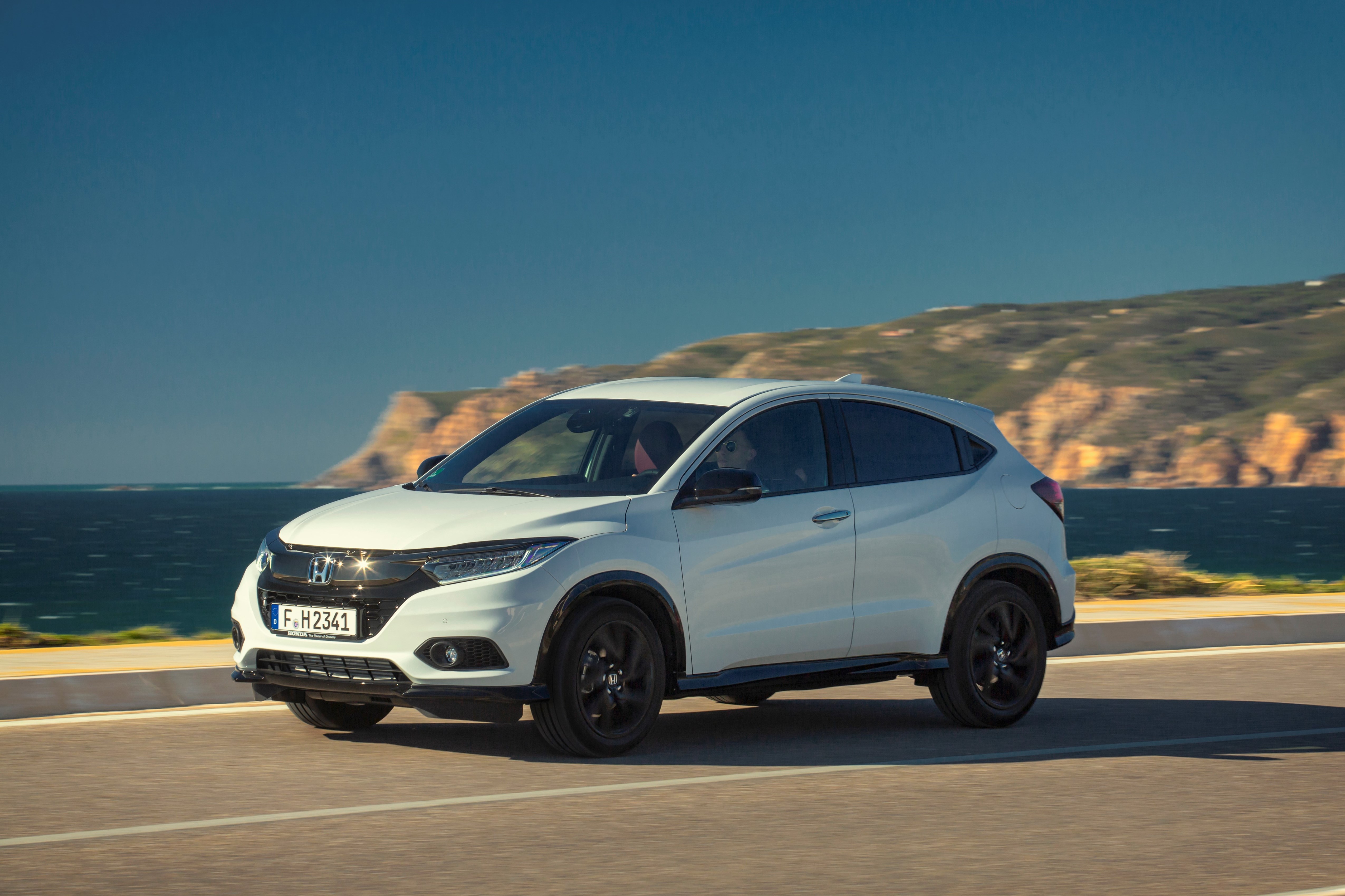 Honda Hr V 2019 White - HD Wallpaper 