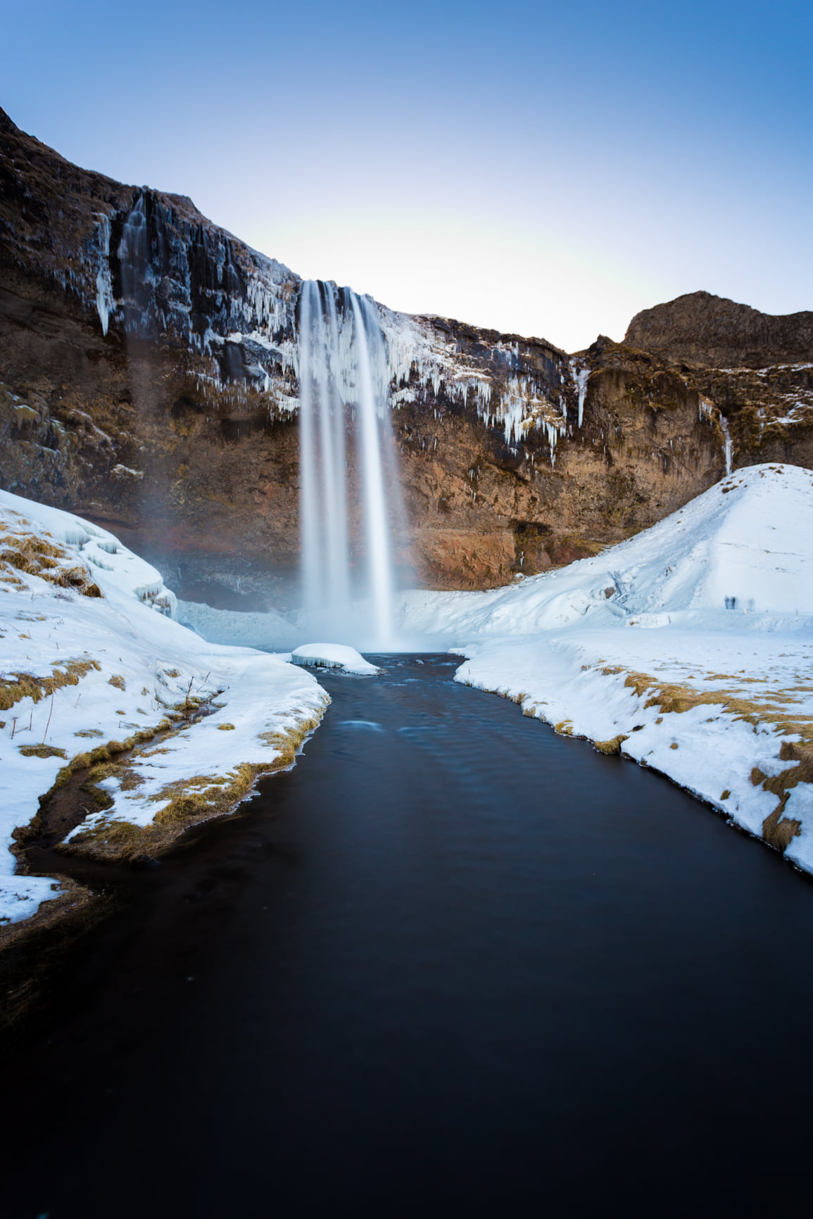 Seljalandsfoss Waterfall In Iceland In Winter - HD Wallpaper 