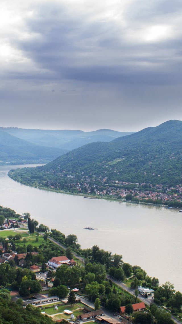 Danube - HD Wallpaper 
