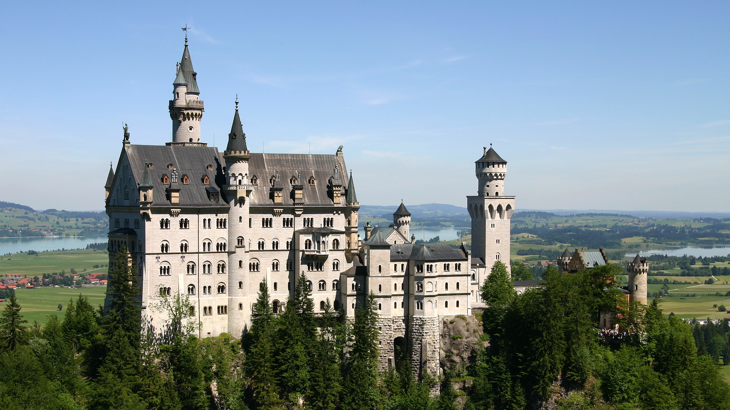 Neuschwanstein Castle - HD Wallpaper 