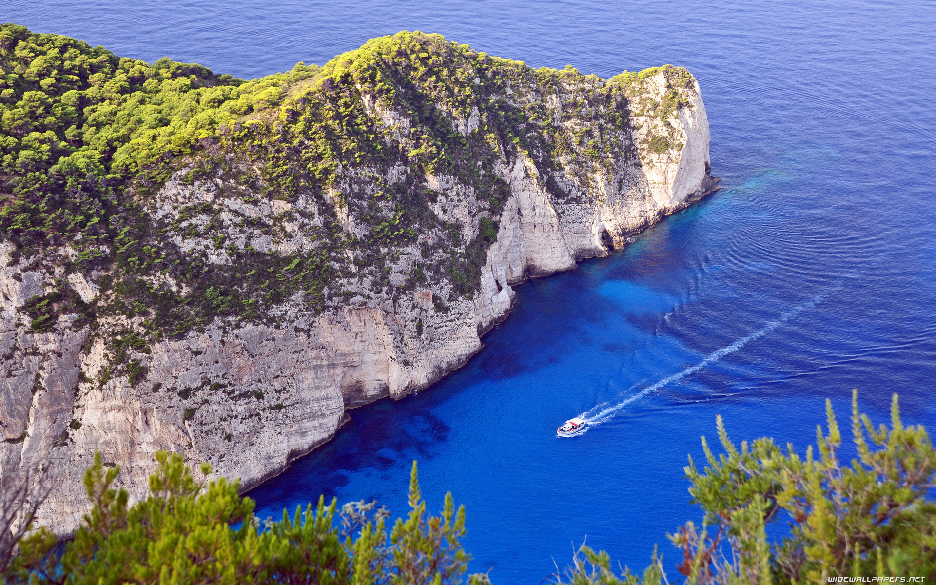Navagio Bay - HD Wallpaper 