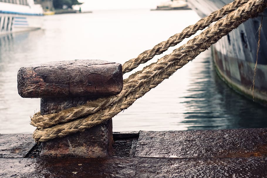 Italy, Ischia, Water, Rope, Focus On Foreground, Nautical - Boat - HD Wallpaper 