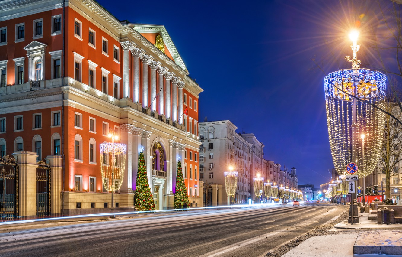Photo Wallpaper Winter, Snow, Night, Lights, Street, - Tverskaya Street At Night - HD Wallpaper 
