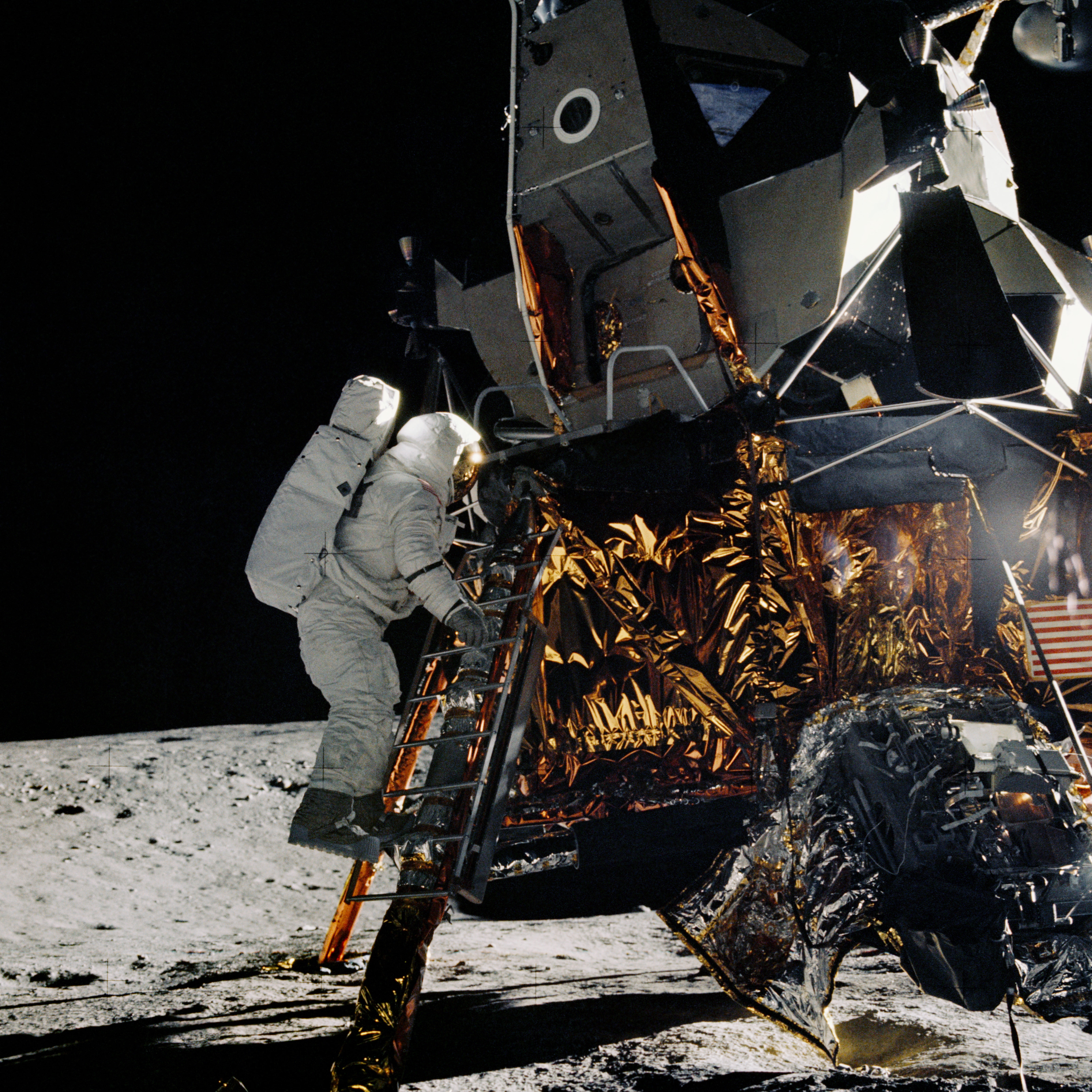 Lunar Module - HD Wallpaper 