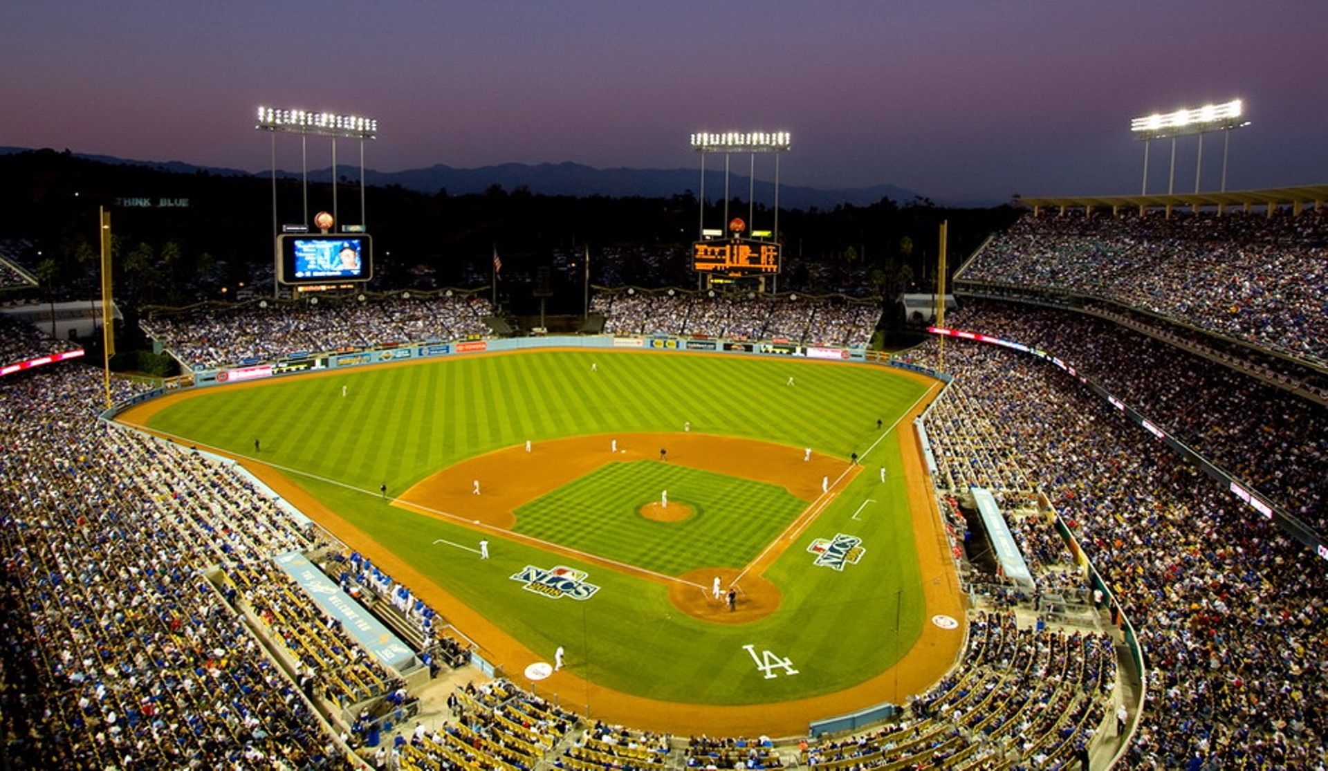 Dodger Stadium - HD Wallpaper 