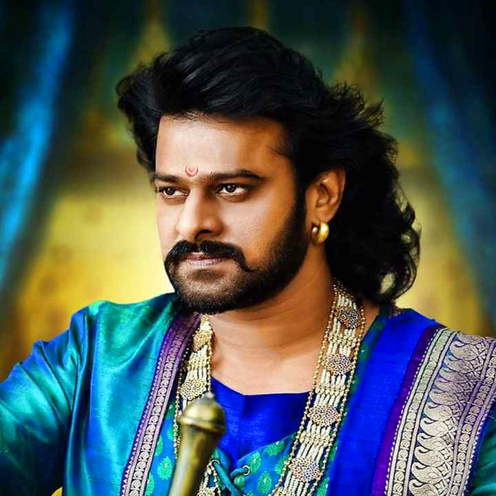 Prabhas And Anushka Bahubali 2 - 720x720 Wallpaper Prabhas And Anushka Bahubali 2 - 720x720 Wallpaper